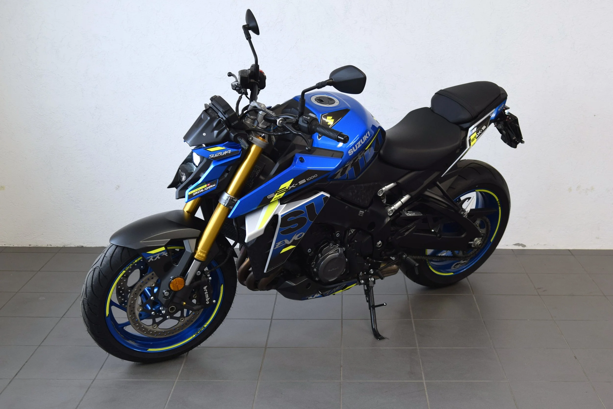 SUZUKI GSX-S 1000 Evo Swiss Special Edition - Année: 05/2022 - Kms: 8.990 - Prix: 9.690 Chf