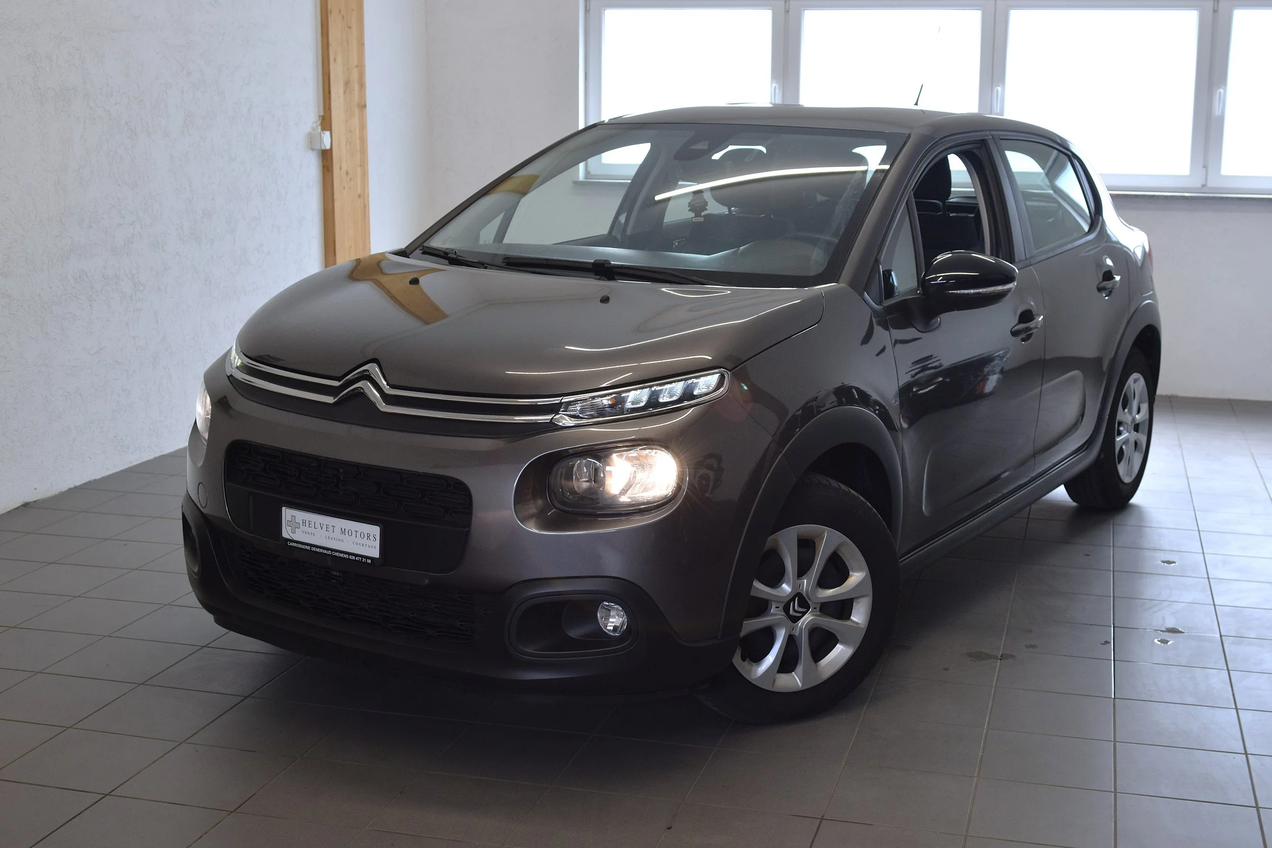 CITROEN C3 1.2i PureTech Feel EAT - Année: 05/2018 - Kms: 42.500 - Prix: 10.500 Chf