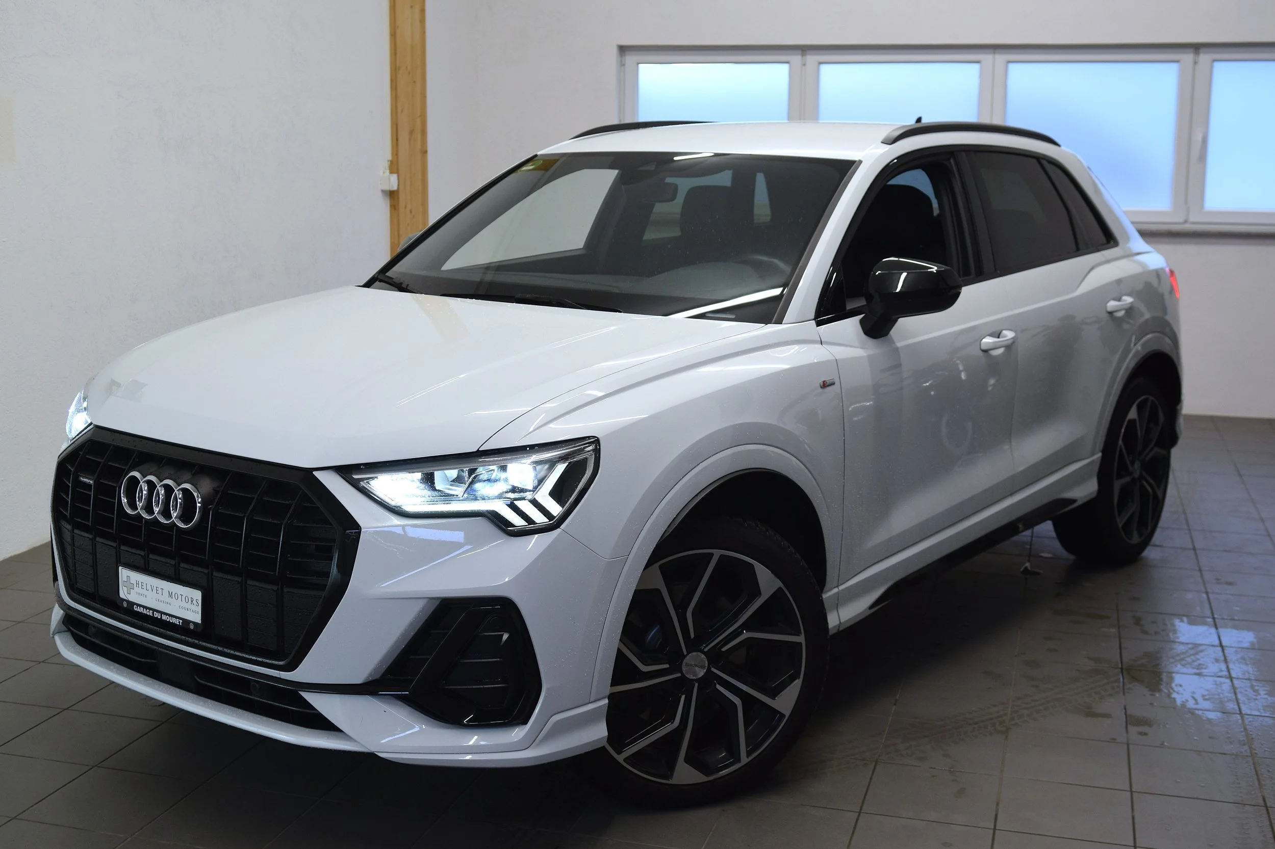 AUDI Q3 45 TFSI S line quattro S-tronic - Année: 06/2020 - Kms: 90.000 - Prix: 31.900 Chf