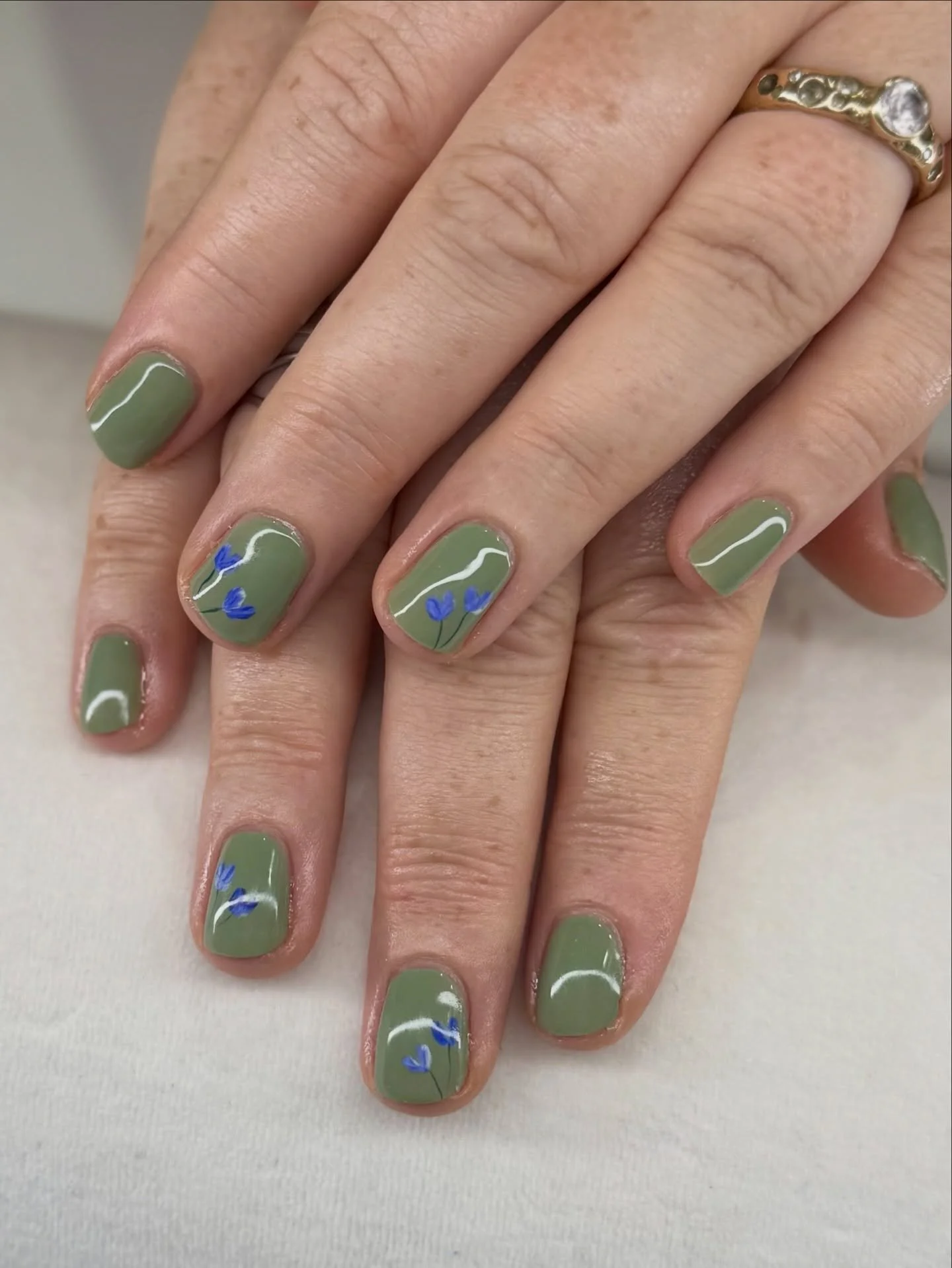 Is it starting to feel like spring yet?🌷