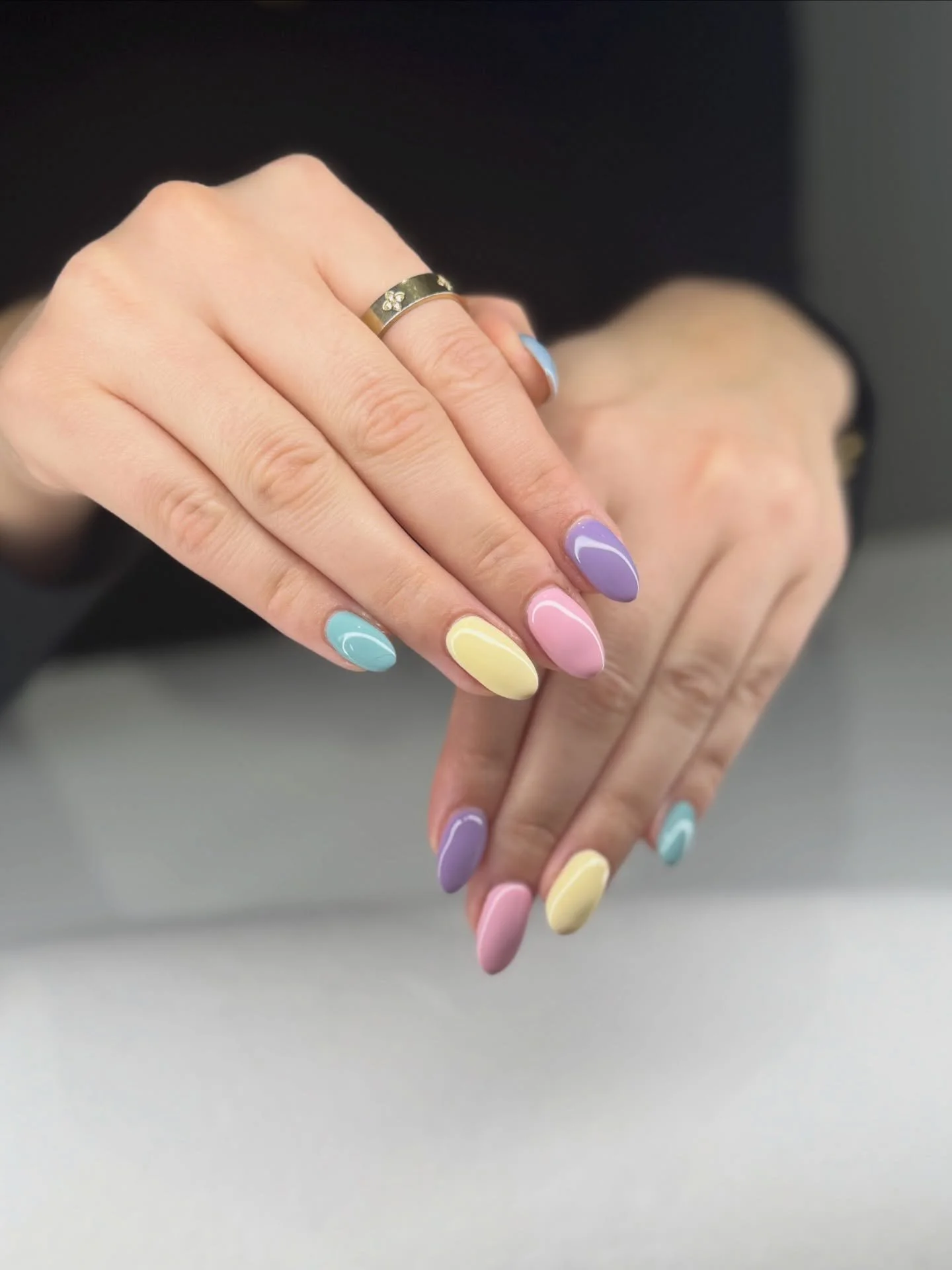 Why have one colour when you could have five! We&rsquo;re feeling ready for spring with this super cute pastel set🌸