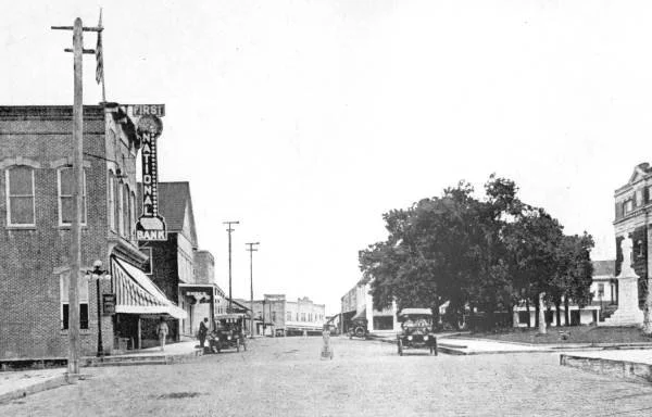 Brooksville, Fl main street first national bank original black and white