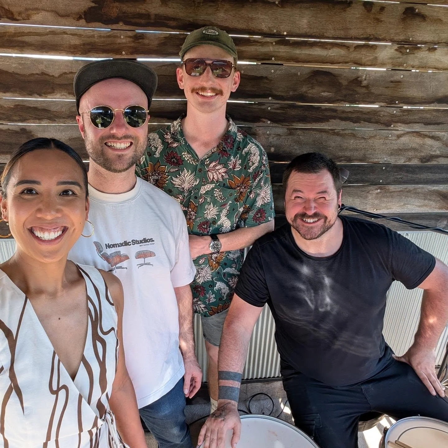 It was an absolute scorchfest at @yarragonhotel today with these young folks 🔥🚒...oh and the sun was in full force too! These boys gave their baddest baddie notes and I basically just had a dance on stage. Thanks to @gerdyrooter for drumming his bu