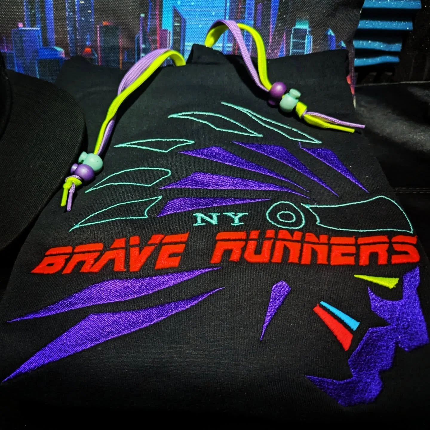 #NEW🔥 #NY #BraveRunners 🏃🏾&zwj;♂️🏃🏾&zwj;♂️🏃🏾&zwj;♂️
#BlackFoxFashion #FollowTheFox