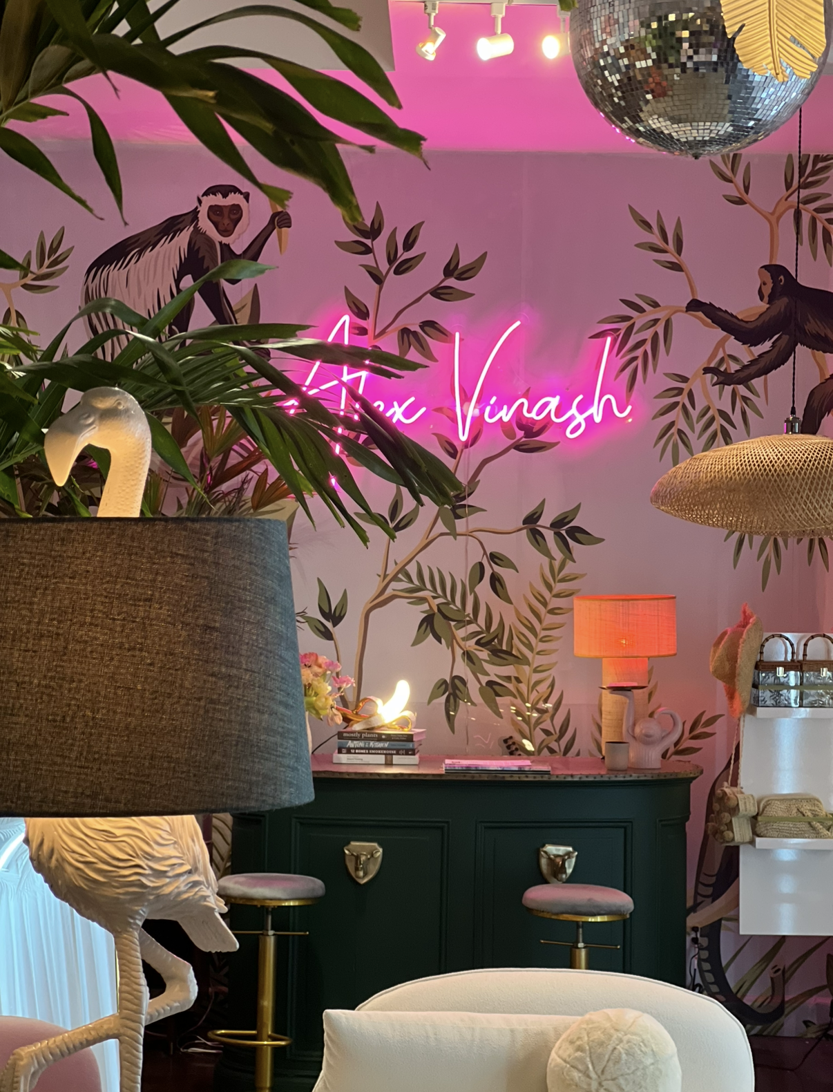 FITIZENS SOCIAL: Mystic Energy — Shop, Sip & Seek at Alex Vinash