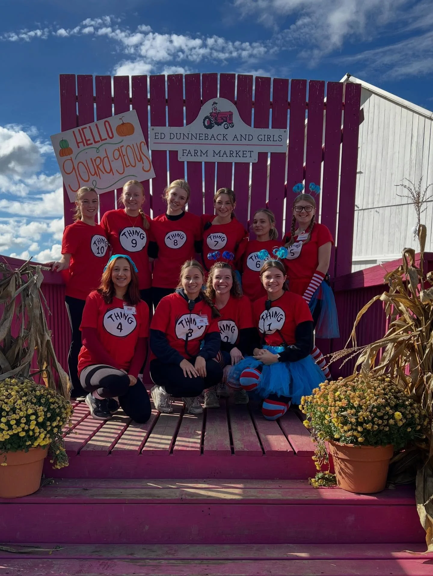 Our final fall weekend on the farm was an unforgettable one! πThank you so much to our amazing staff for always showing up for us, festive, friendly and ready to work! πͺπΌ we couldn’t do it without you all! π«ΆπΌ
ππ THIS WEEK ππ
Apples an