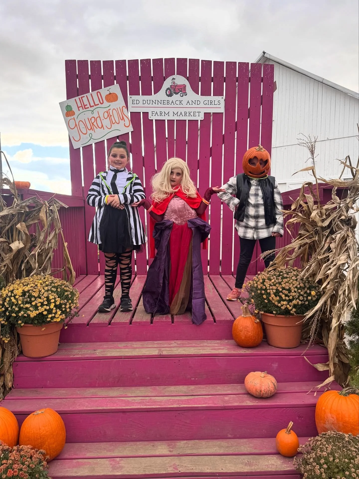 We hope you had a great Halloween weekend! 🎃👻💀 REMINDER ‼️ we will be CLOSED all day tomorrow (11/4) to reset our farm market for the holidays! ✨ 

We will see you Wednesday 9am-9pm!