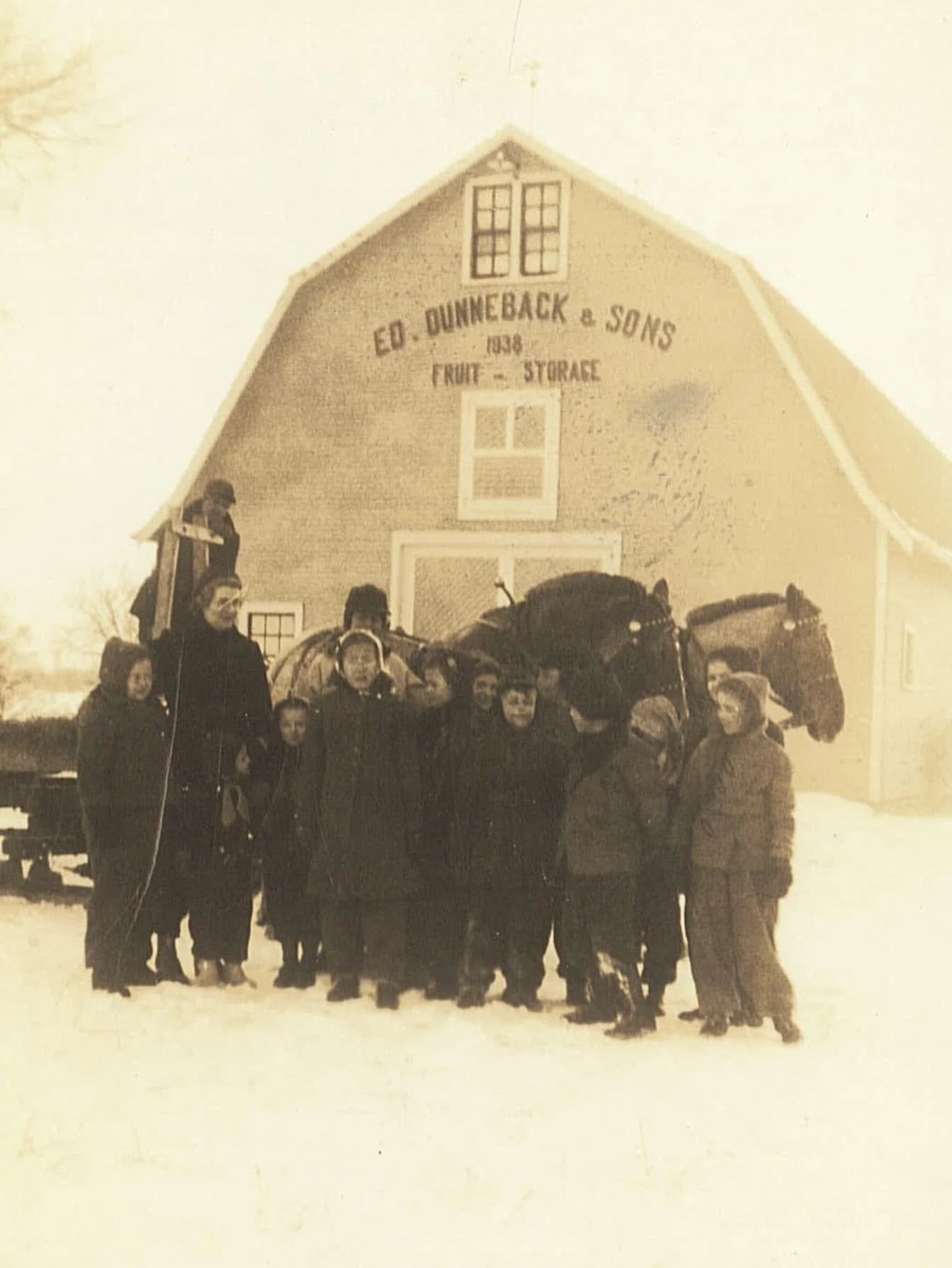 ❄️ Winter on the farm circa 1920s. Notice anything different? Skis on the wagon, pulling horses and sons on the barn! Over 100 years ago &mdash; lots of things change but a lot stays the same! We&rsquo;re still here 💕

Reopening on Feb 4th!