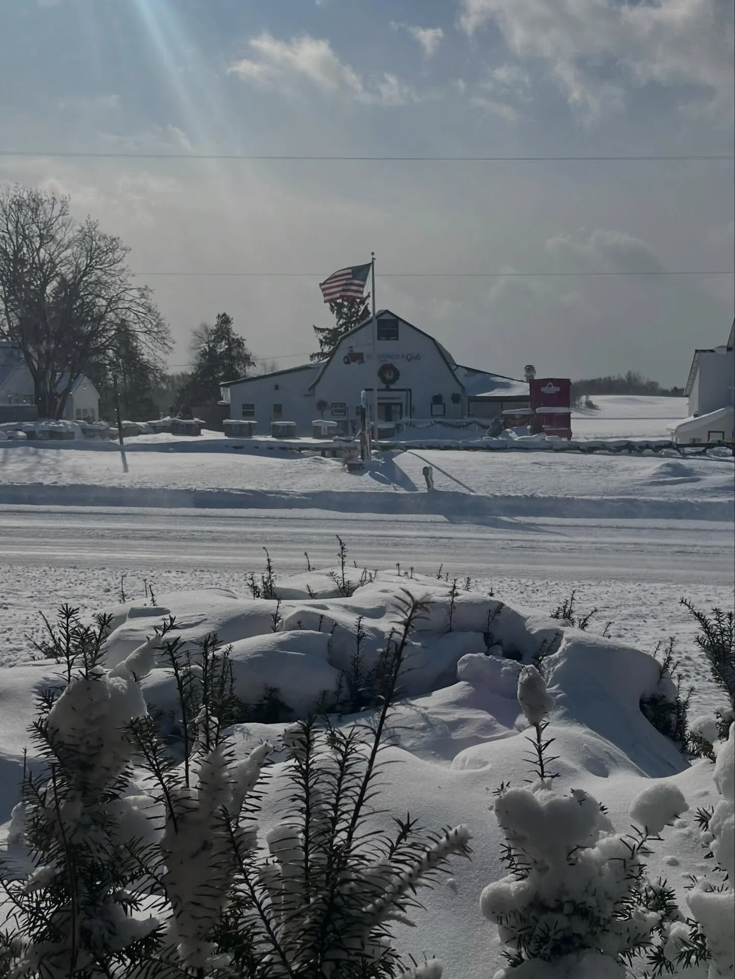 Views from the farm this morning ❄️ Is anyone loving this winter or are we all ready for warmer days?! 🥶🔥

We are reopening next Wednesday at 3pm!! Trivia every Wednesday from 7-8pm! Who&rsquo;s coming?