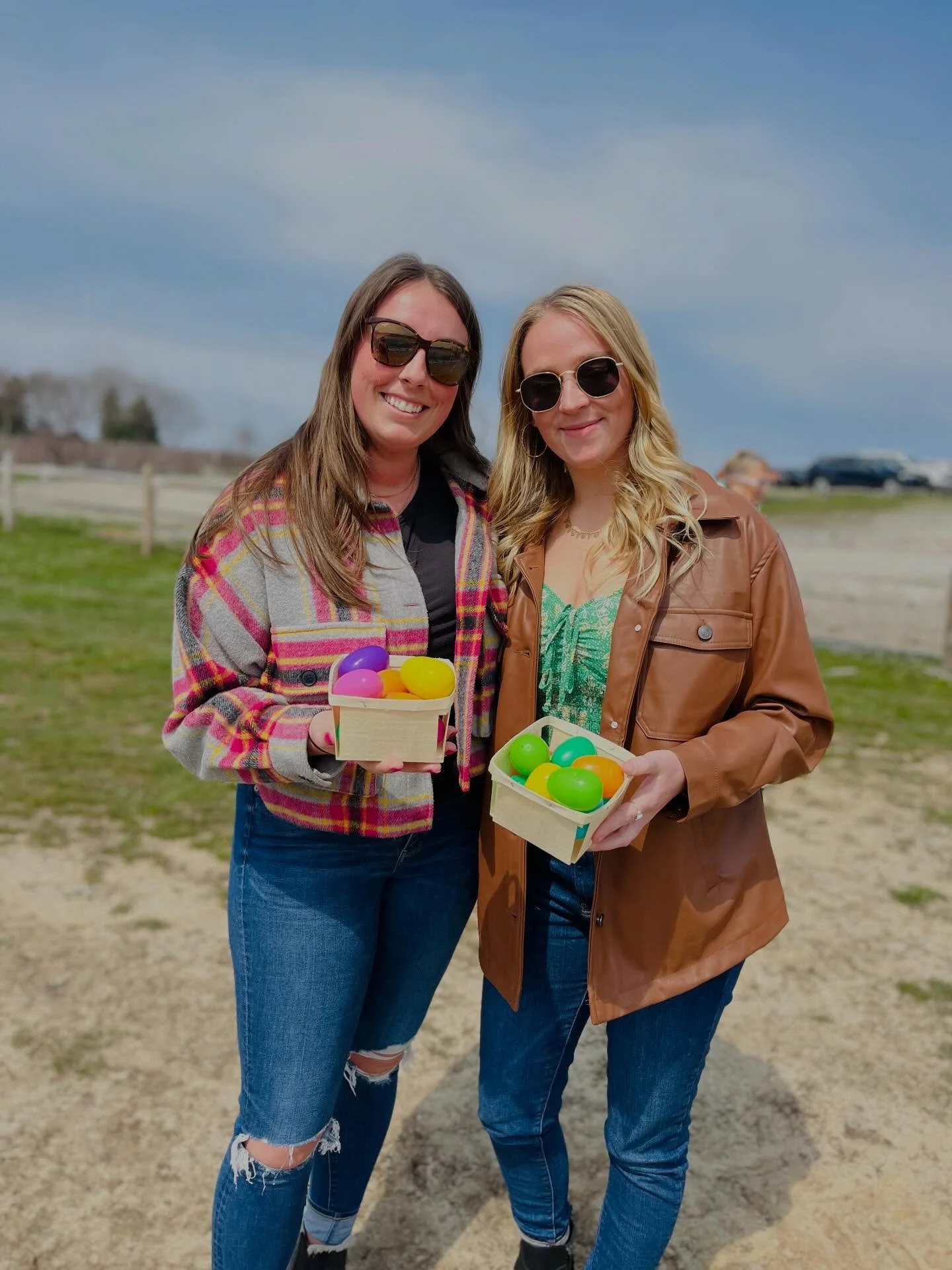 LIMITED TICKETS REMAIN ‼️⚠️ For our Adult Easter Party! This Saturday 1-4pm &bull; Adults Only! 🍻 

Your ticket includes:
🍴 Appetizer buffet
🎧 Live DJ
🌸 Festive decor + all the spring vibes
🐰 Easter Egg Hunt
🎁 A prize for EVERY guest
🎟 Entry i