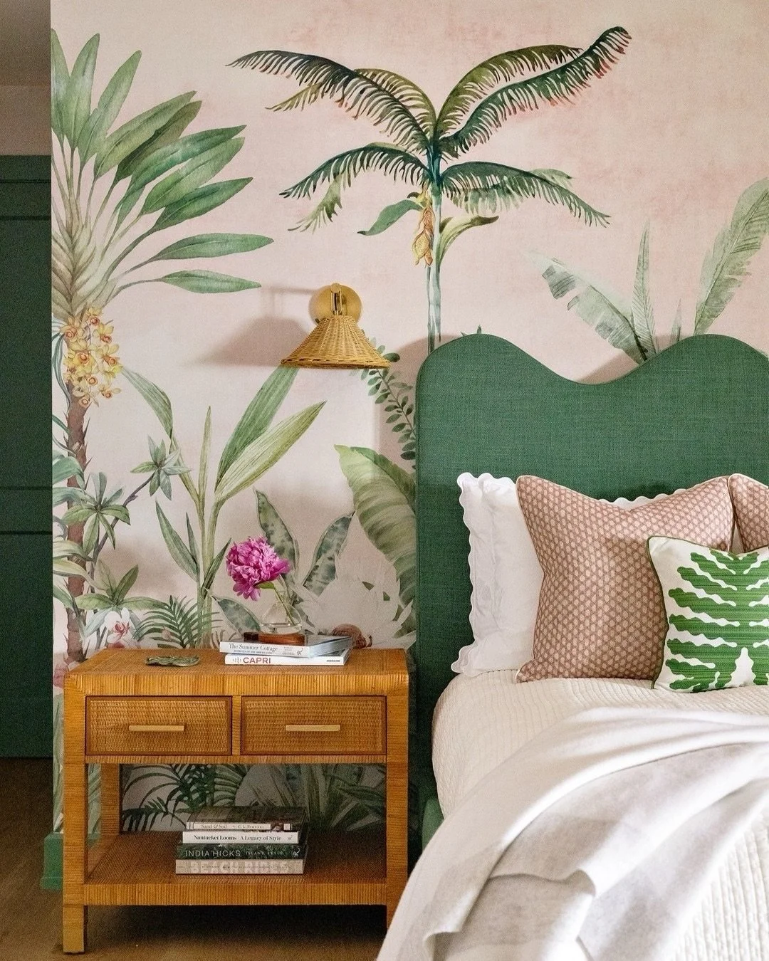 A guest bedroom in our Nantucket Summer House Project featuring beautiful wavy headboard made and upholstered by @trystitchroom in Cabris fabric by @manuelcanovasparis - perfect pairing against the @wallmurcom wallpaper 💛
⠀⠀⠀⠀⠀⠀⠀⠀⠀
⠀⠀⠀⠀⠀⠀⠀⠀⠀
-
⠀⠀⠀⠀⠀