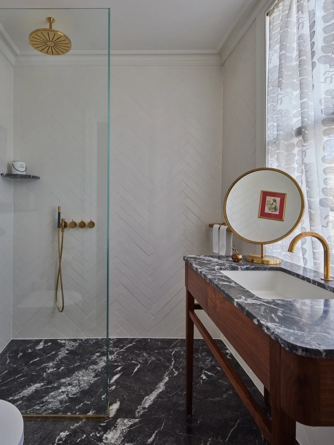 Four bathrooms, four distinct vibes - all part of our Chelsea Townhouse project. What do they share? Beauty and functionality.
⠀⠀⠀⠀⠀⠀⠀⠀⠀
Bathrooms are deceptively tricky spaces: they need to work hard, feel warm and comfortable, and look beautiful. I