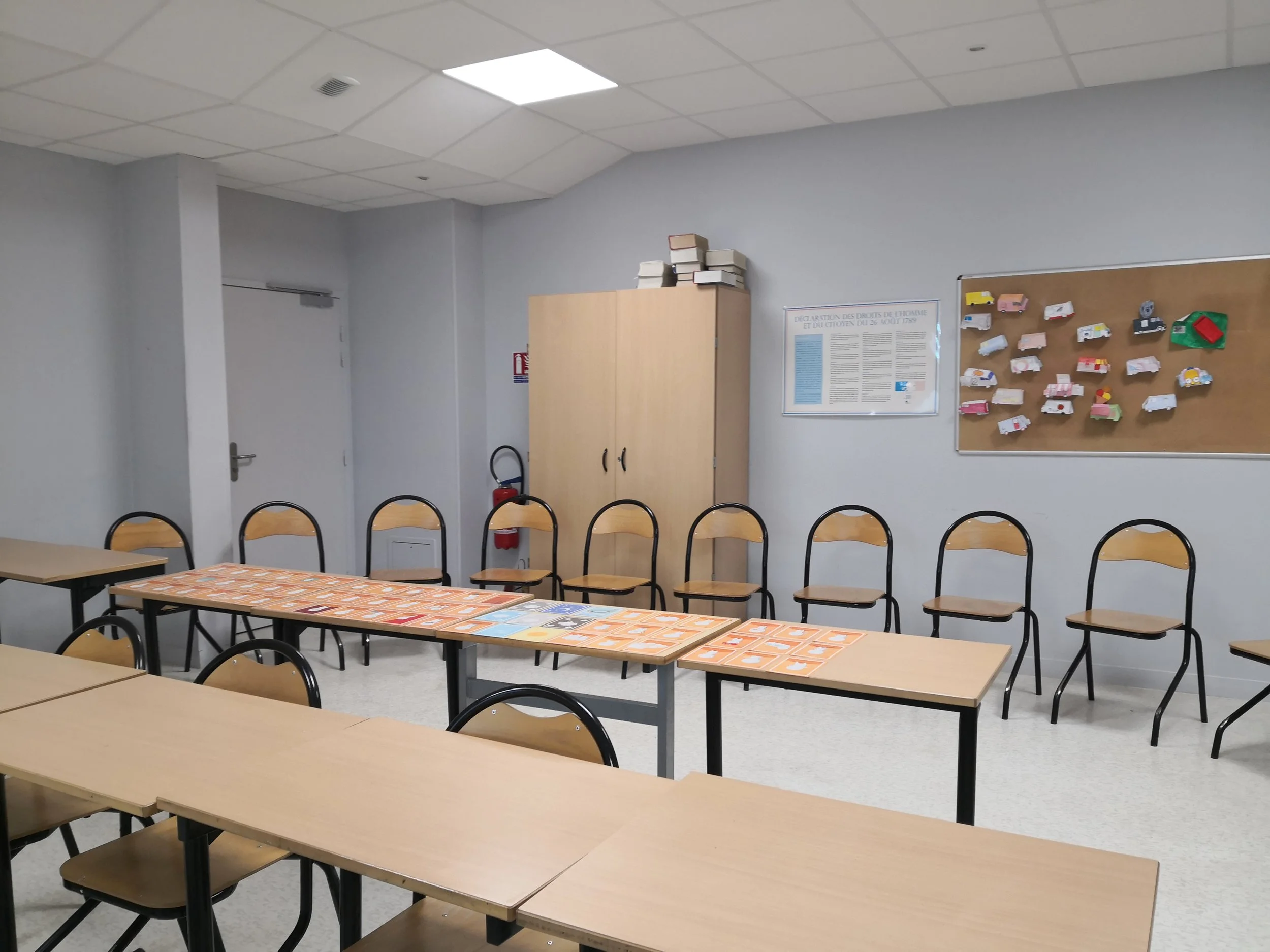 Atelier collectif animé par Élise Lécuyer pour des adolescents collégiens — apprentissages, gestion des émotions et confiance en soi