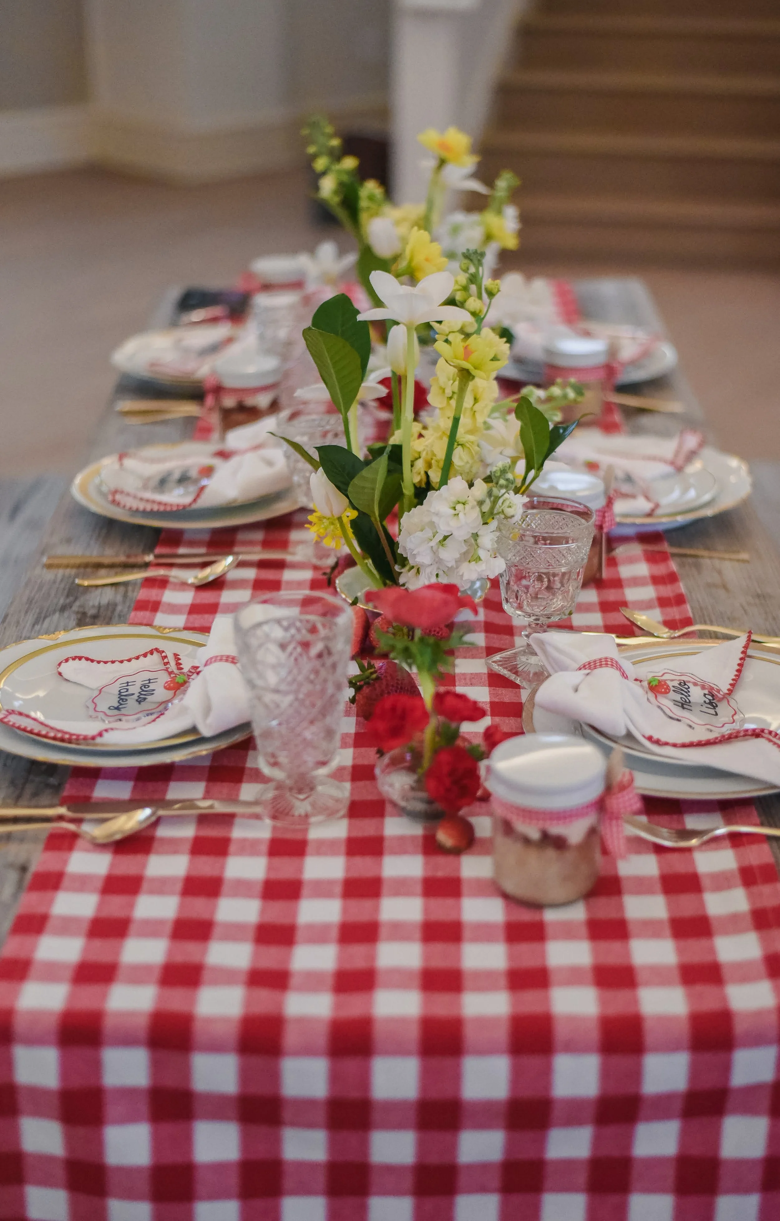 hello kitty table.jpg