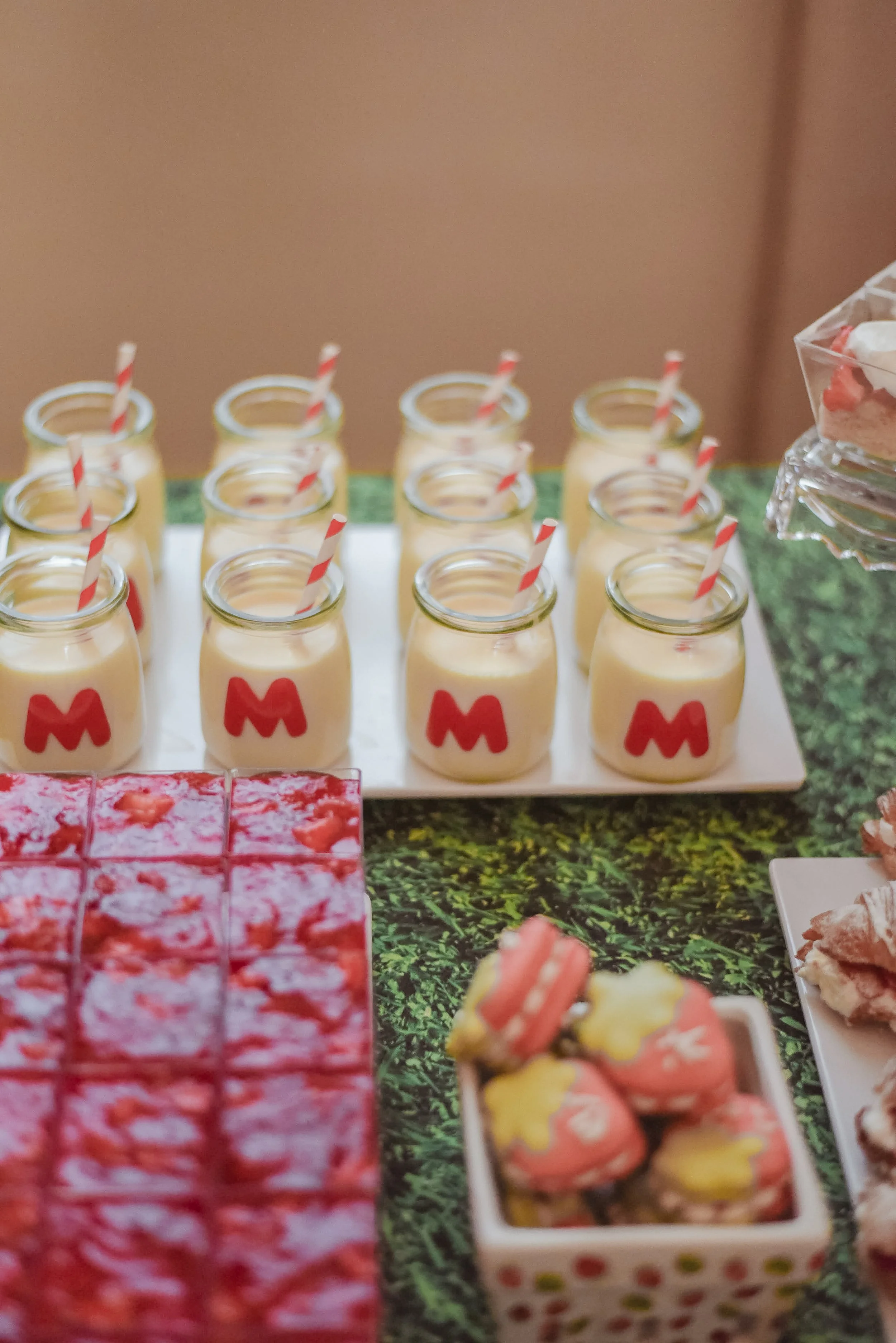 Hello kitty desserts.jpg