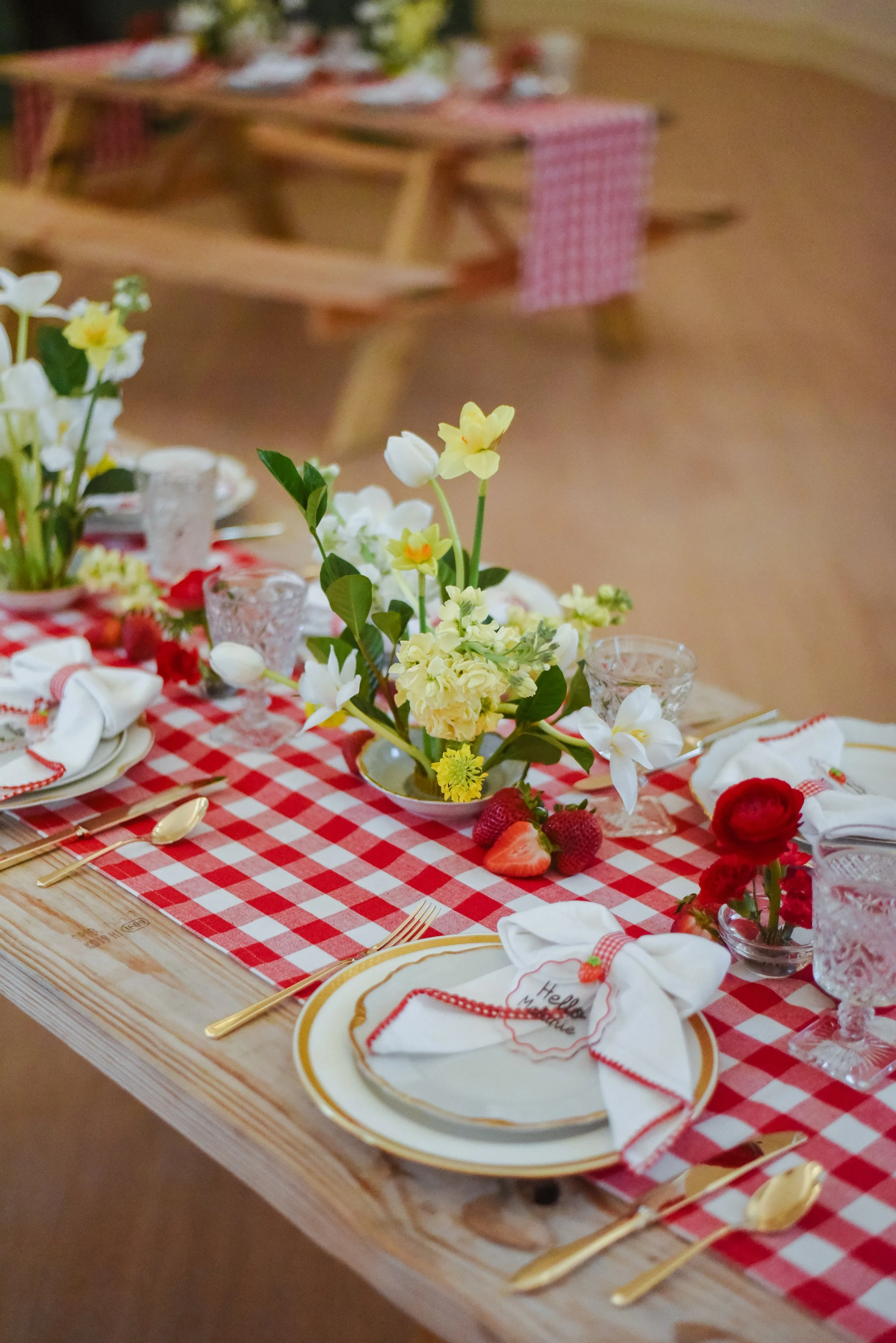 HELLO KITTY BRIDAL SHOWER