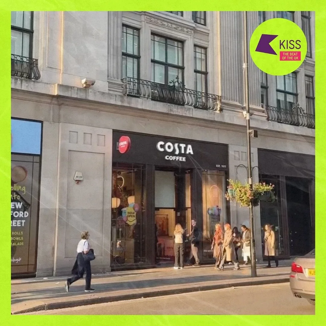 &lsquo;stuff wot I&rsquo;ve been working on&rsquo; PART 2

Was nice to delve back into the weird and wonderful world of radio events 📻

A fun and silly commercial event for @kissfmuk to promote the new @costacoffee autumn drink&hellip; #maplehazel ?