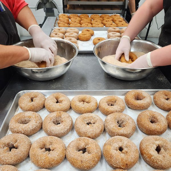 AppleCiderDonuts.jpg