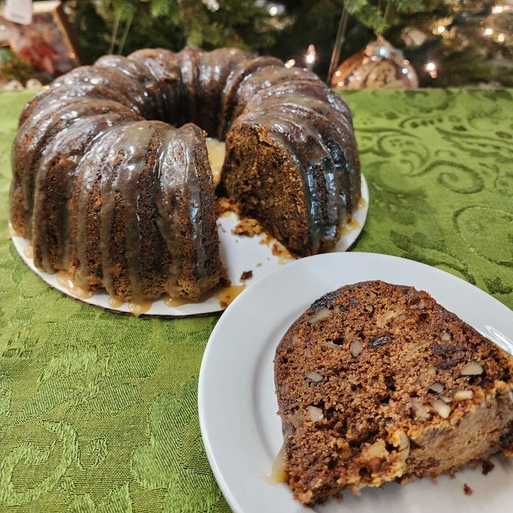Apple-Raisin-Walnut-Cake.jpg