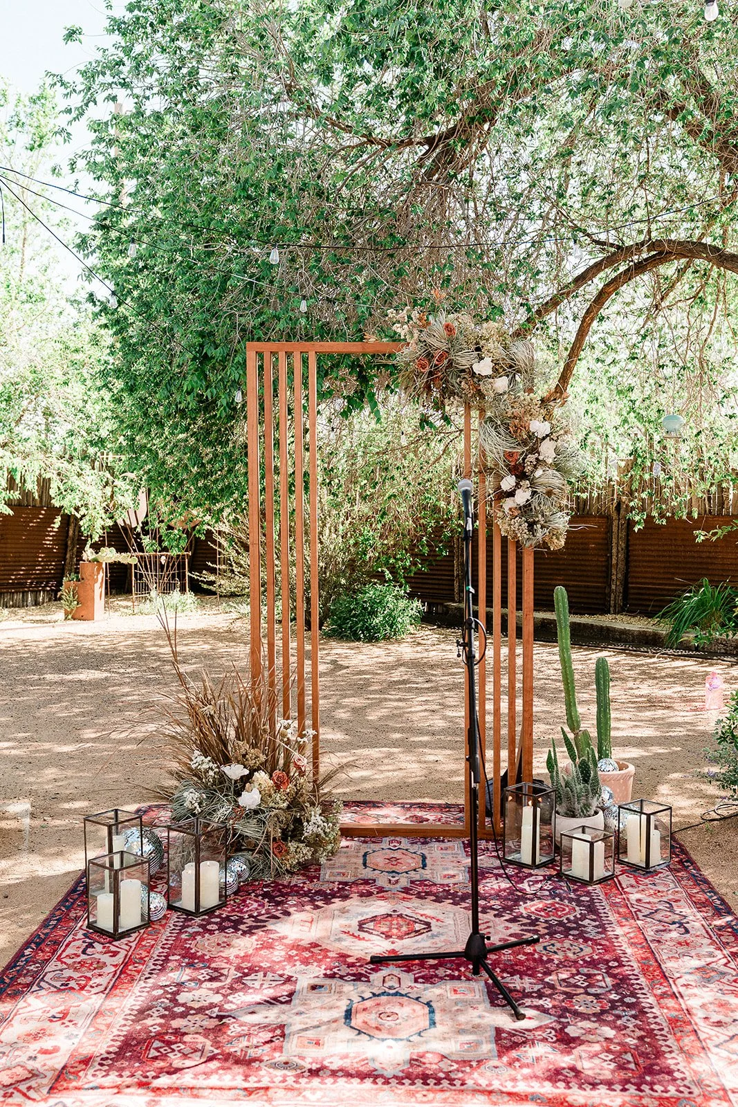 Ceremony Decor Capsule