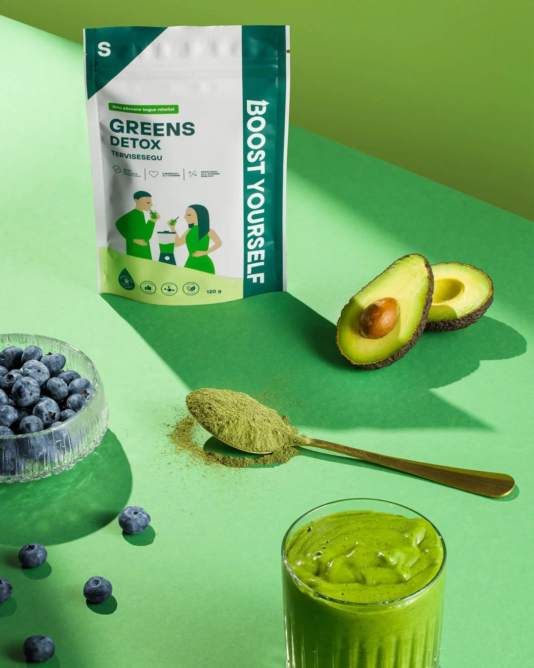 You don&rsquo;t always need a complex setup to create high-impact visuals. Sometimes, the most powerful images come from a clean composition and perfectly placed light. Swipe to see the BTS!