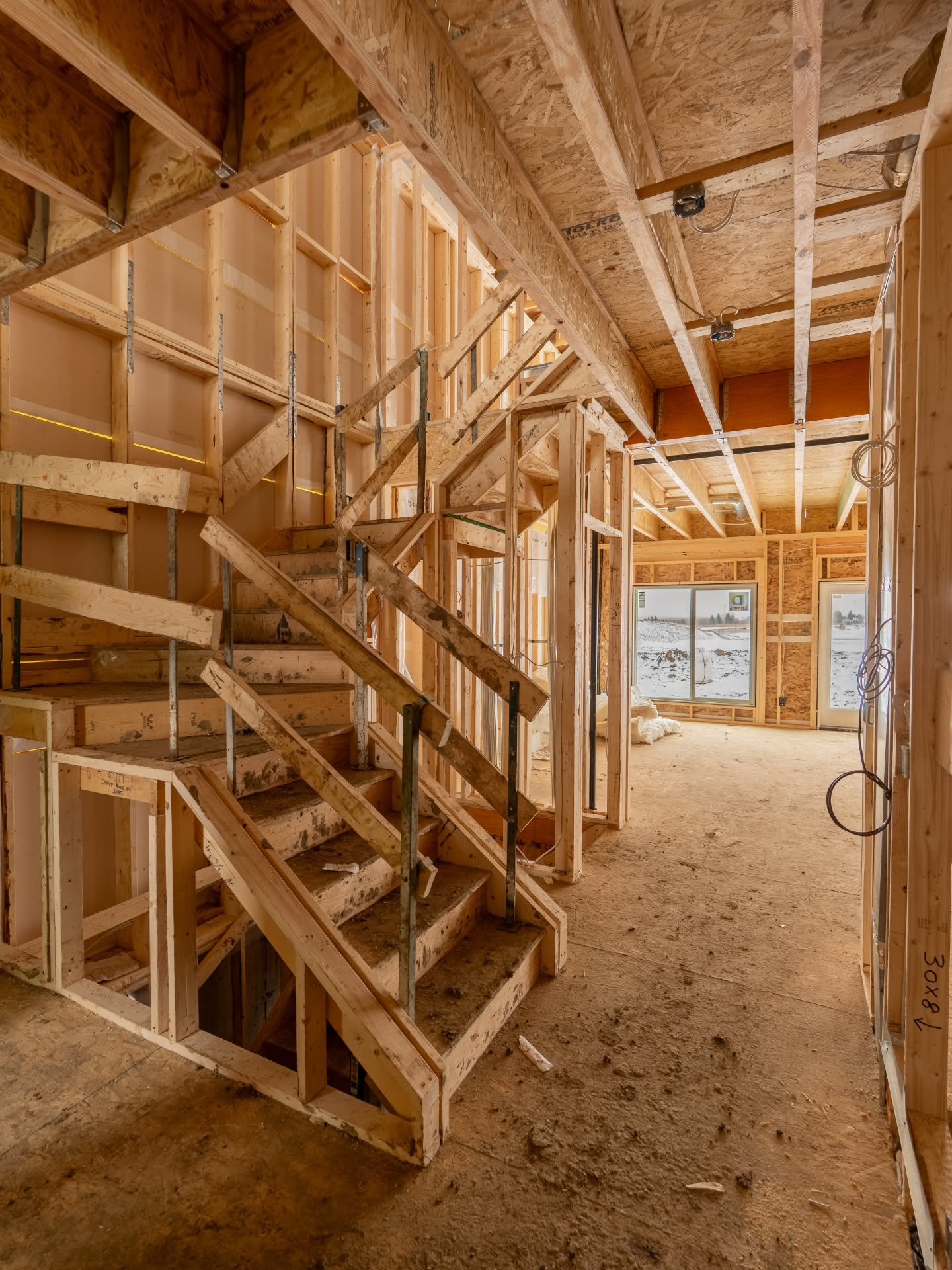 Take a glimpse inside our newly finished project with @daytonahomesyeg in Quarry Vista!

Clean, quality, and effecient framing across Alberta!
Link in bio for our services or a quote!

Builder: @daytonahomesyeg 
Shot by: @hammerwoodmedia 

#framing #