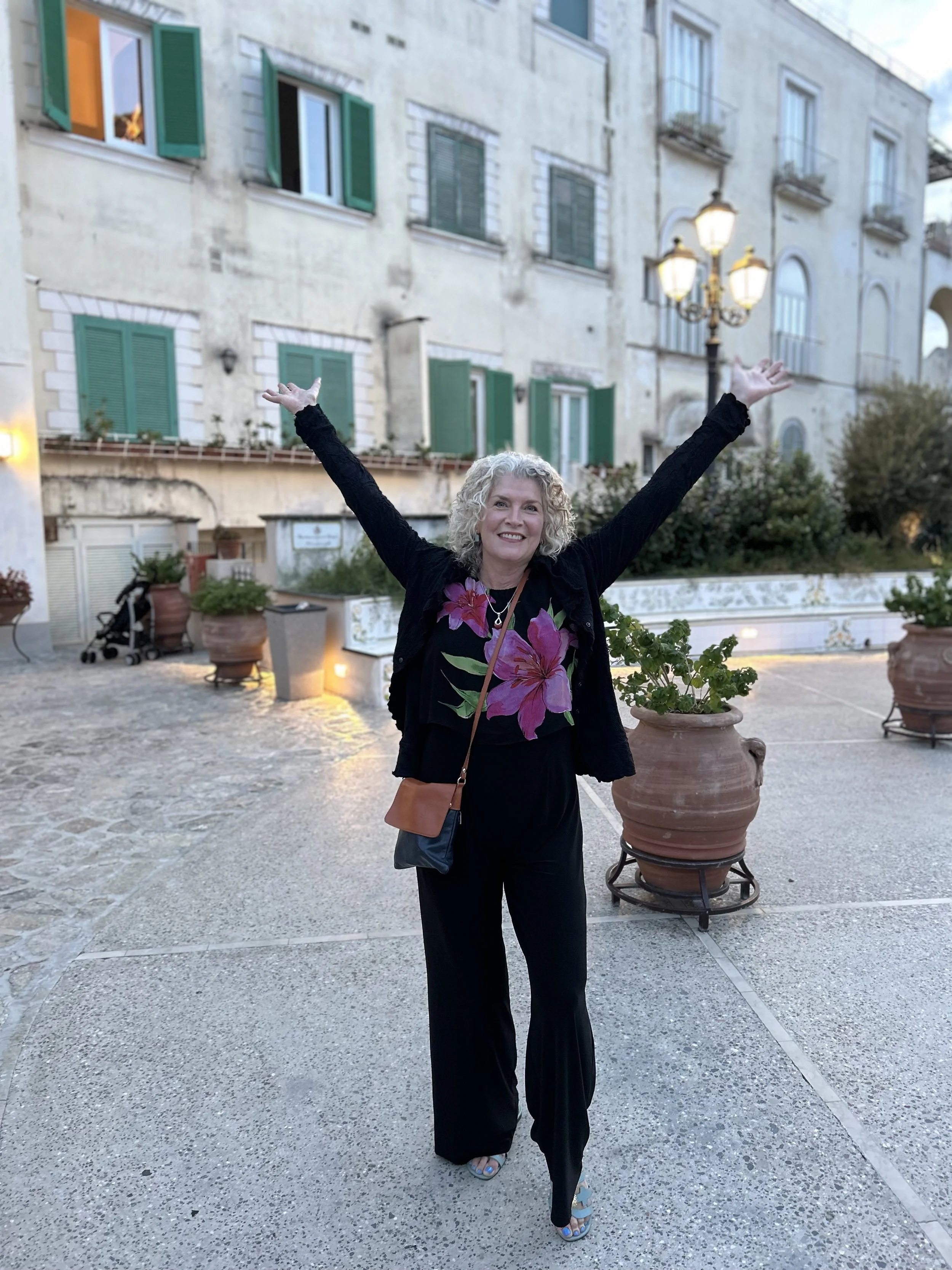 carla hands up in capri.jpg