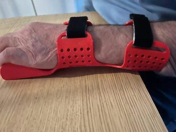 Handbrace gevormd.jpg