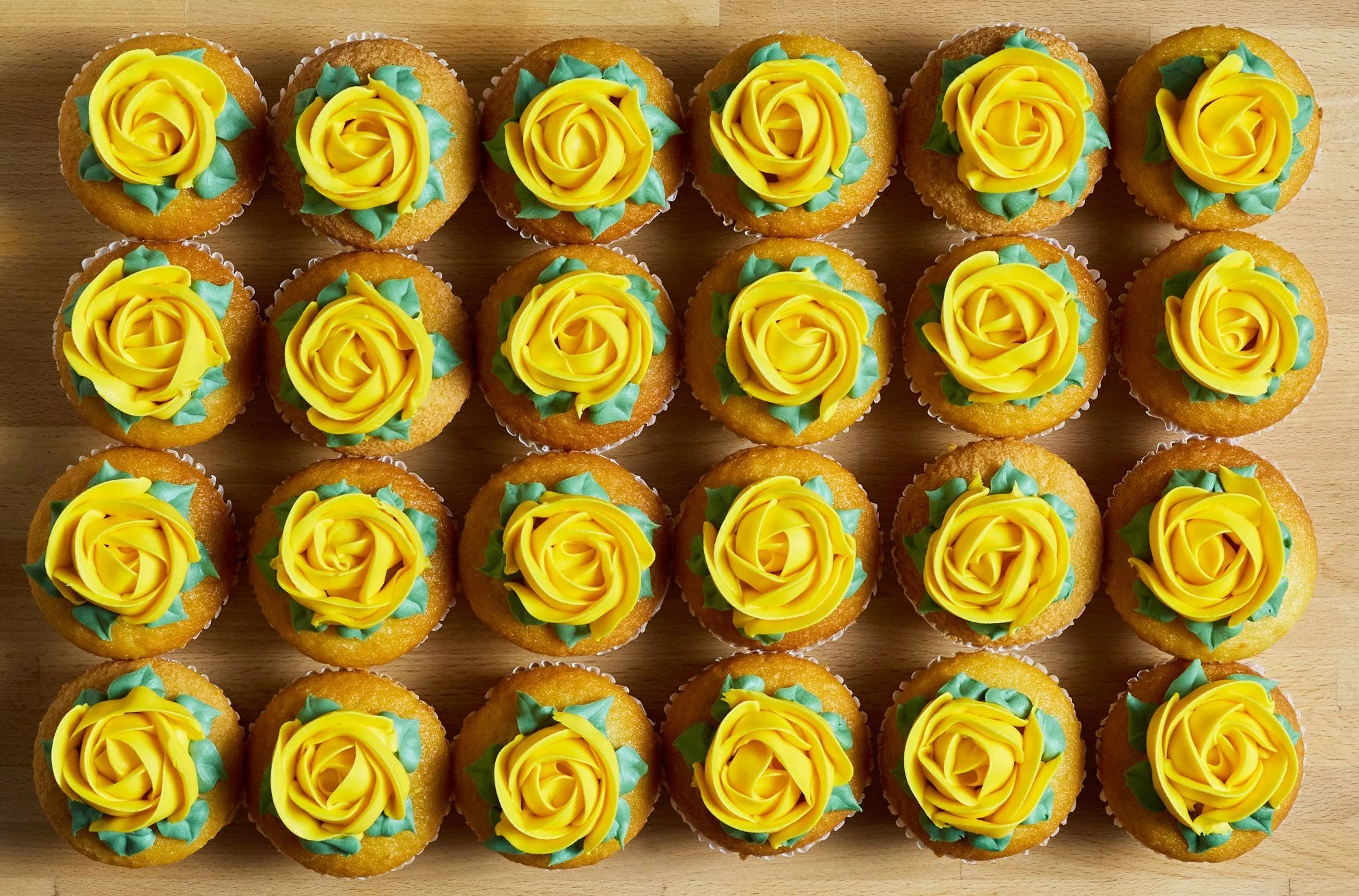 054__2025_WFM-CEN_Mar_BrandSeason-YellowTV_Cupcakes-0829.jpg