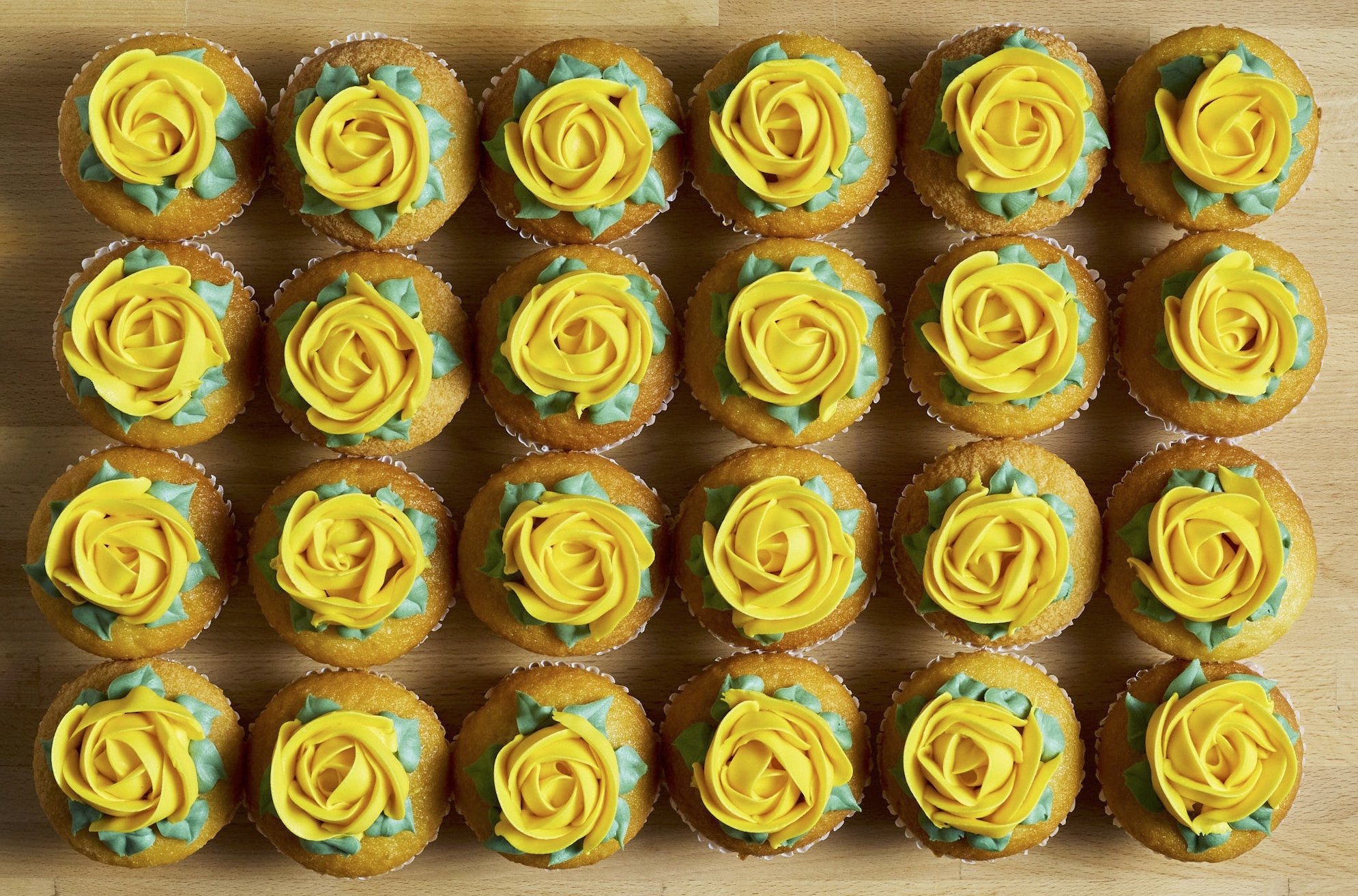 2025_WFM-CEN_Mar_BrandSeason-YellowTV_Cupcakes-0829.jpg