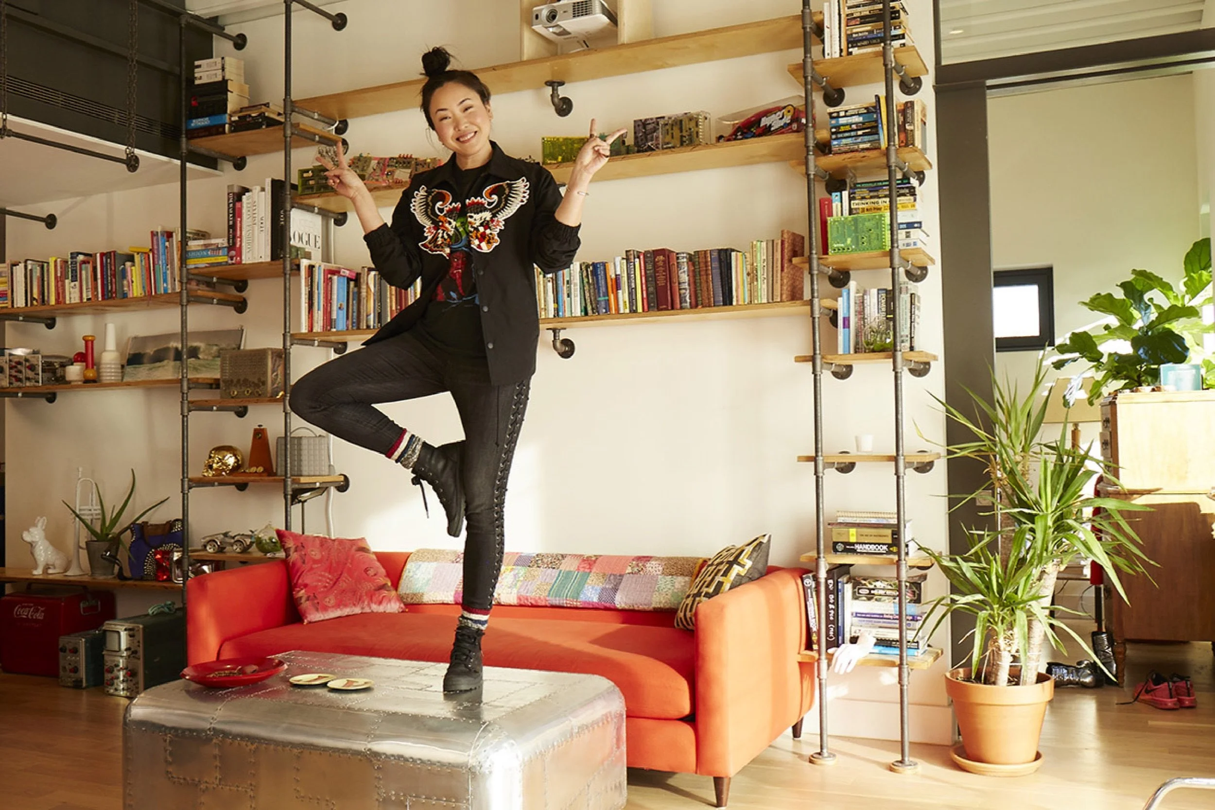 2_20_16_EBAY_Shot_32_Aya_Dragon_Coat_Livingroom_0045.jpg