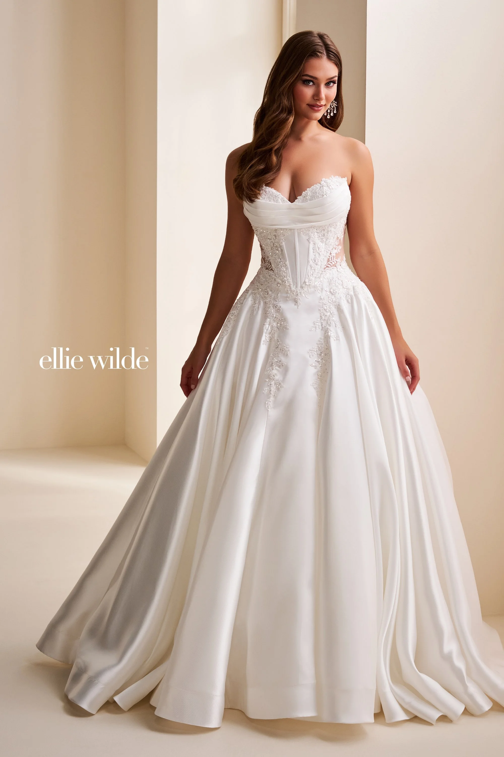 EW37082-diamond-white-d.jpg