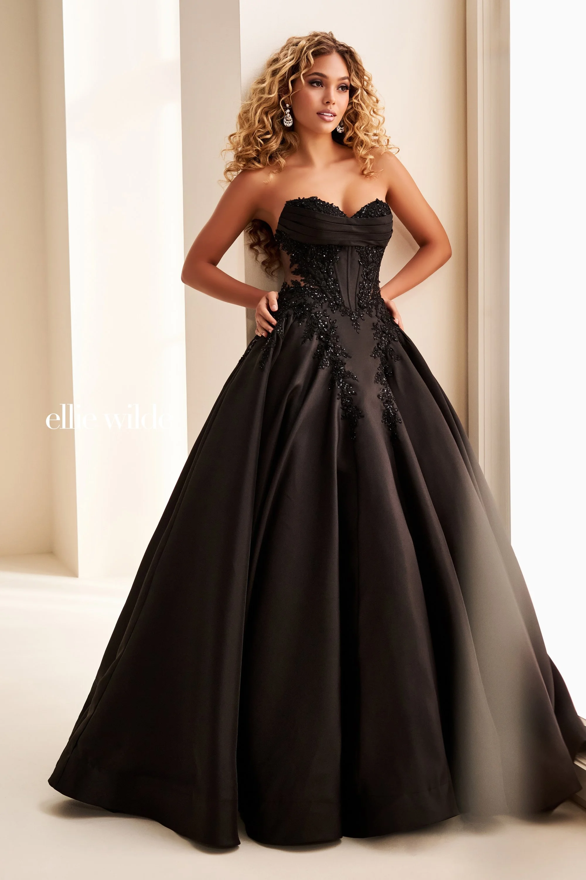EW37082-black-a.jpg