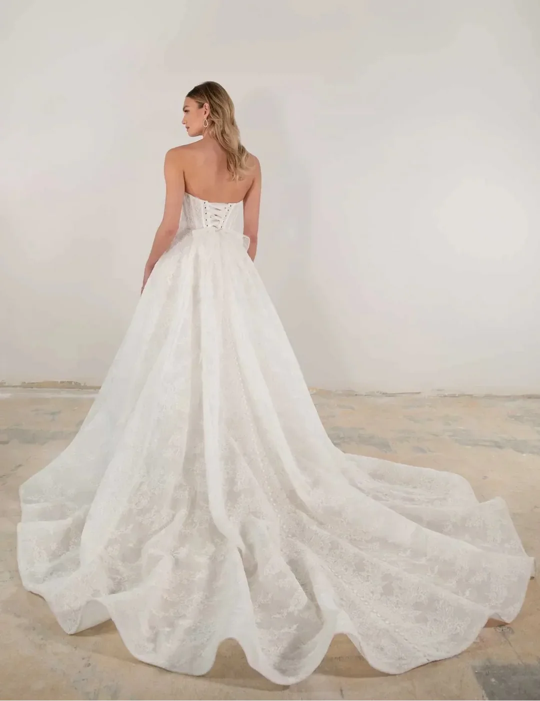 Martina-Liana-LE1290-Wedding-Dress2.webp