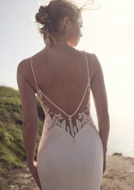 Rebecca-Ingram-Dionne-Sheath-Wedding-Dress-23RB079A01-PROMO8-IV_924x.webp