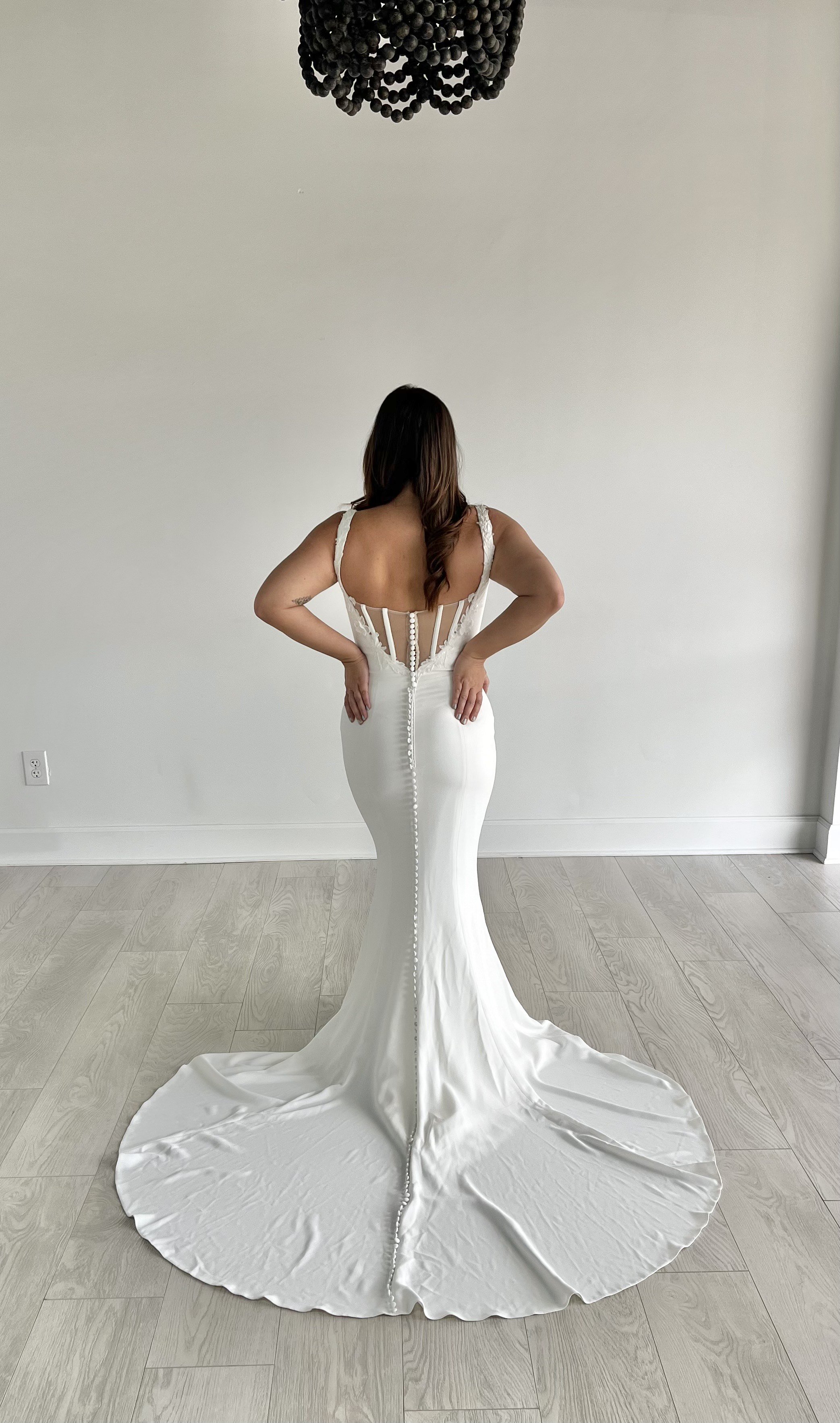Audrey- Size 8