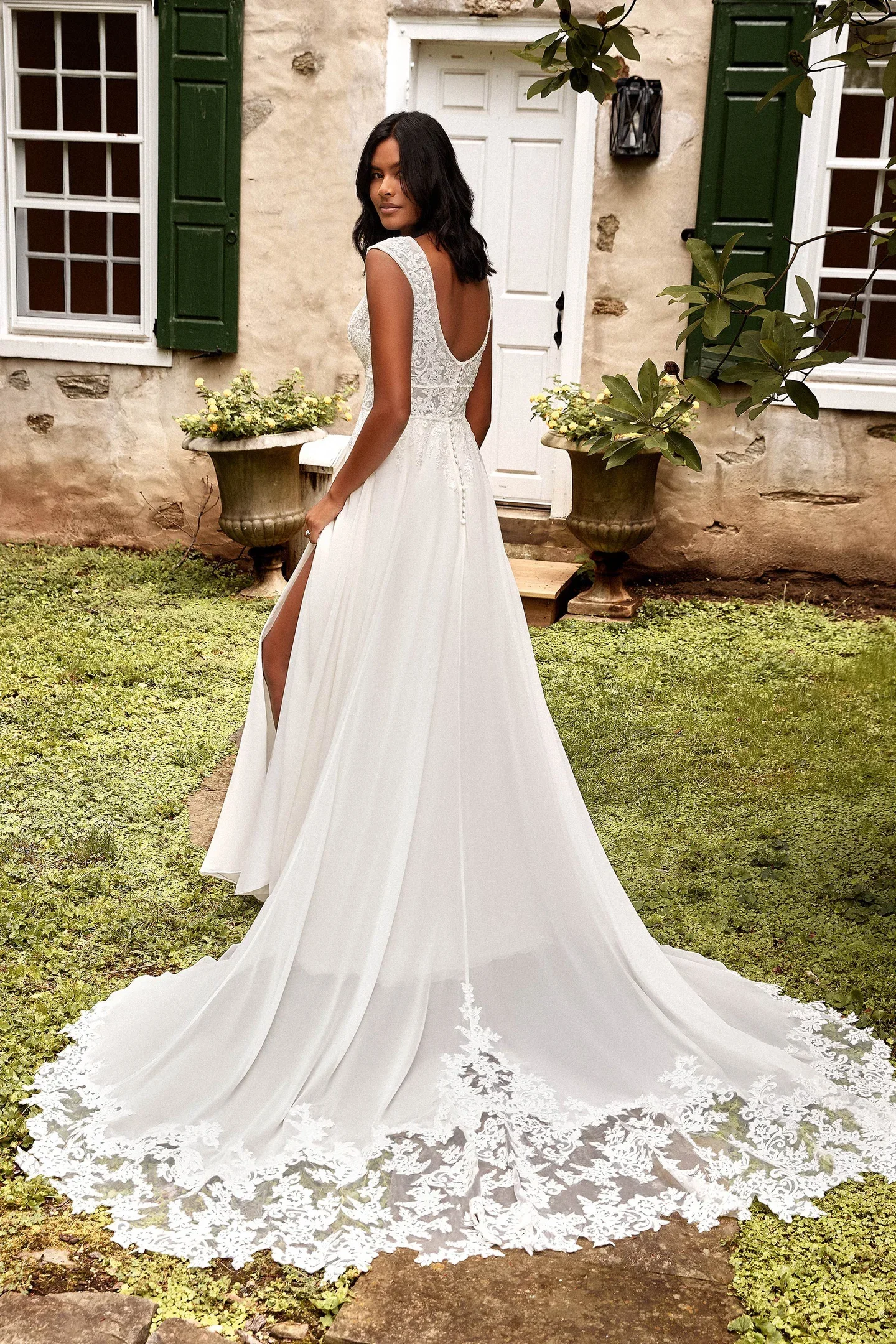 44275_FB_Sincerity-Bridal.webp