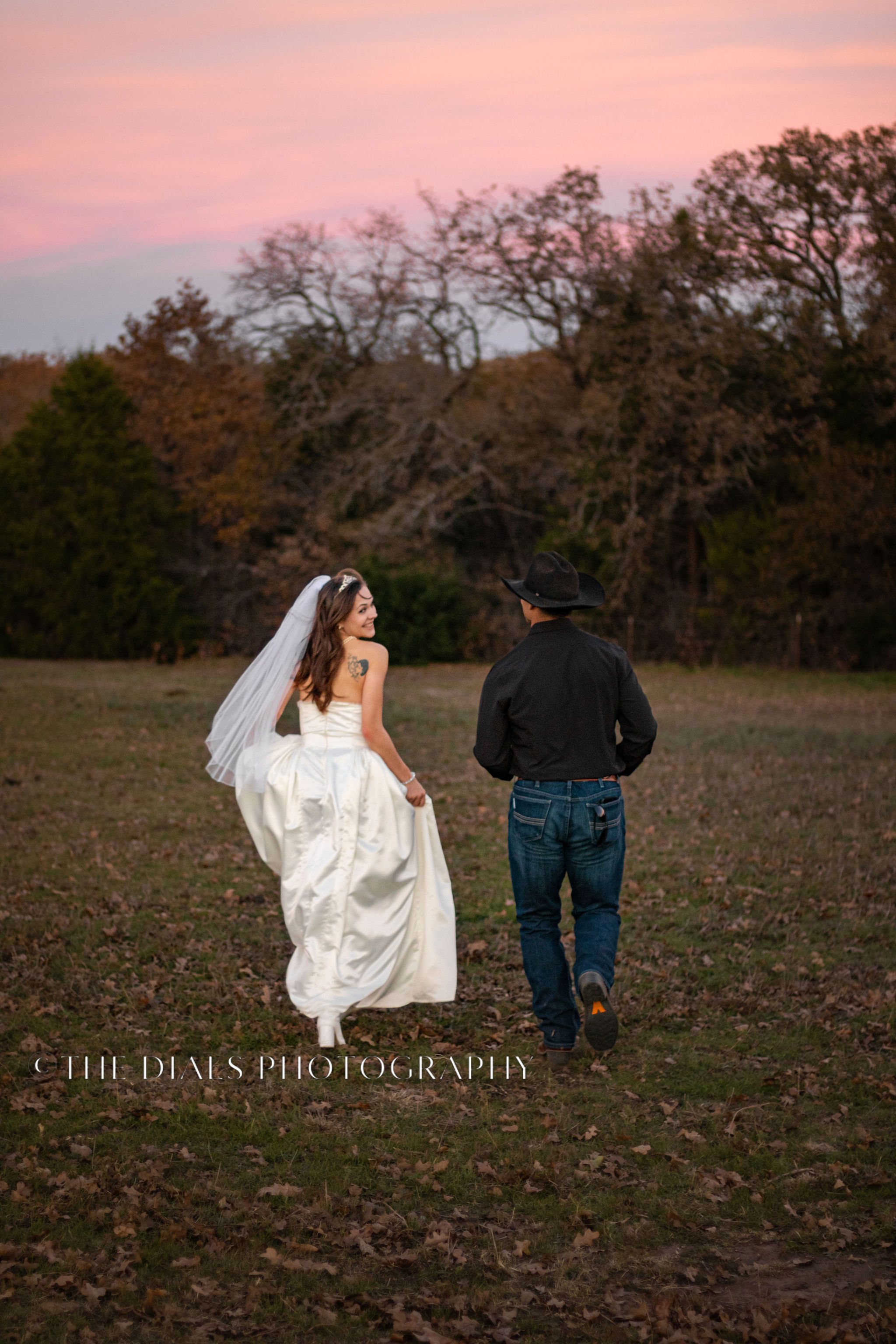 TheDialsPhotography_BridalPortraitsSession_WeatherfordTexas-30.jpg