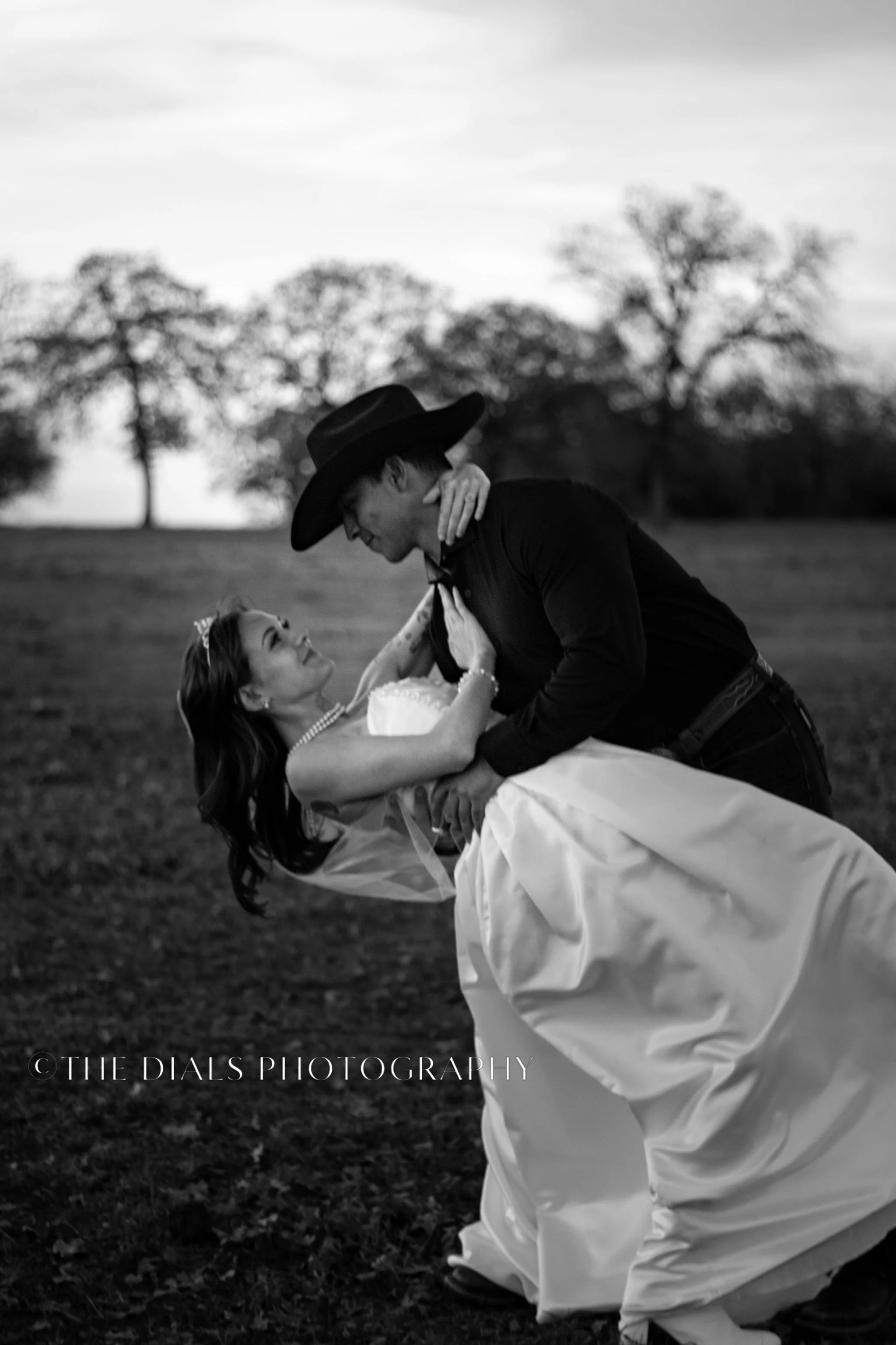 TheDialsPhotography_BridalPortraitsSession_WeatherfordTexas-26.jpg