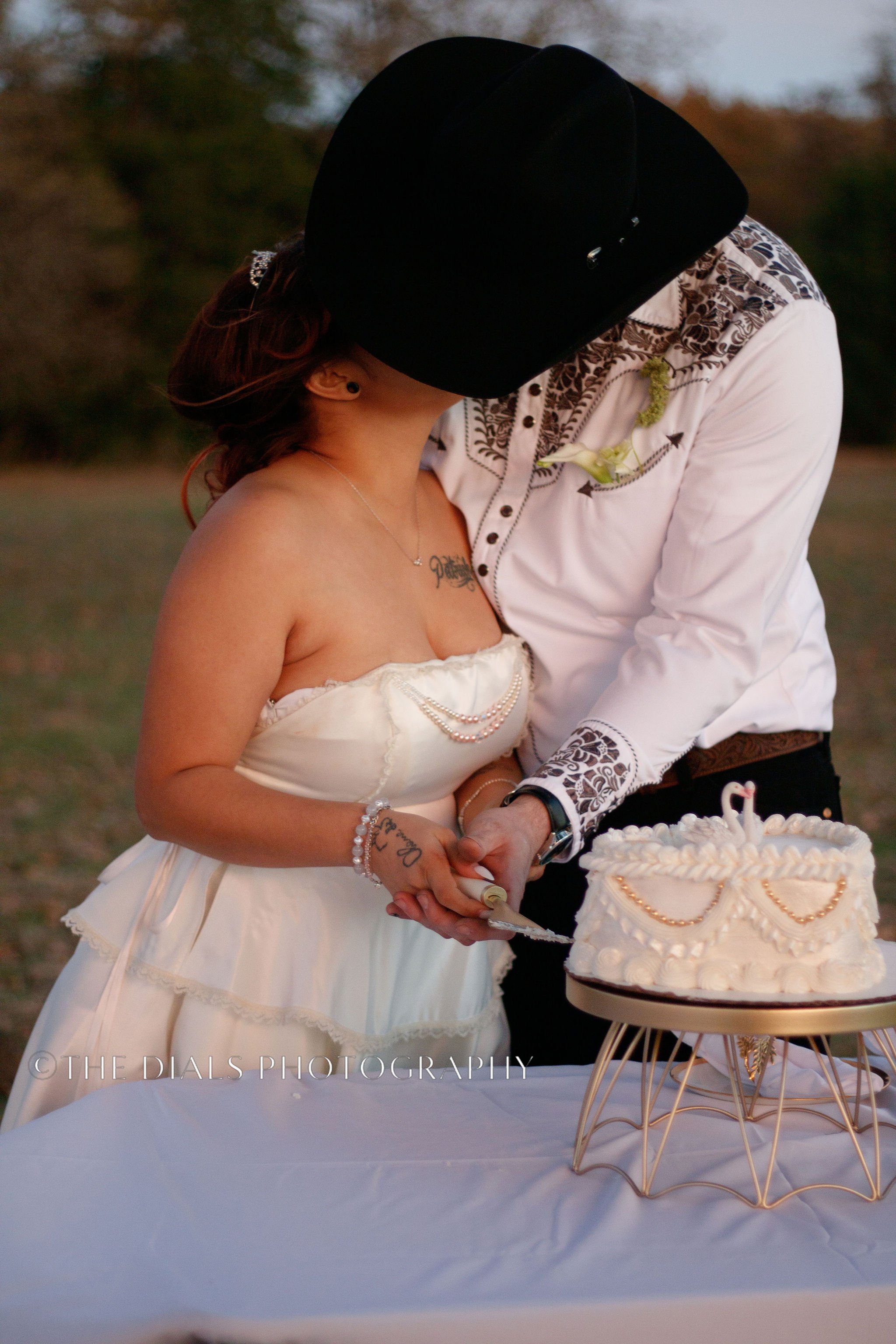 TheDialsPhotography_BridalPortraitsSession_WeatherfordTexas-38.jpg