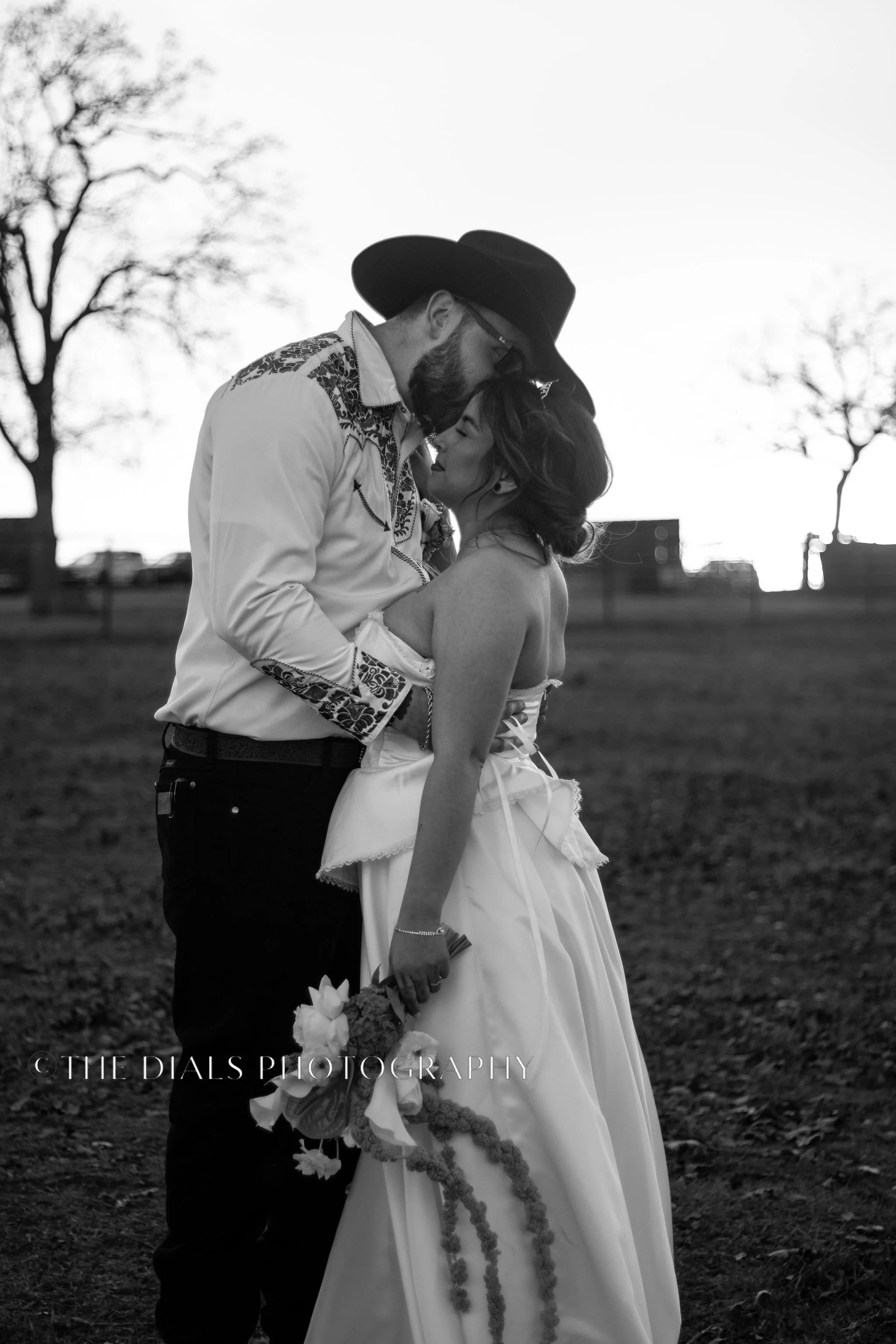TheDialsPhotography_BridalPortraitsSession_WeatherfordTexas-13.jpg