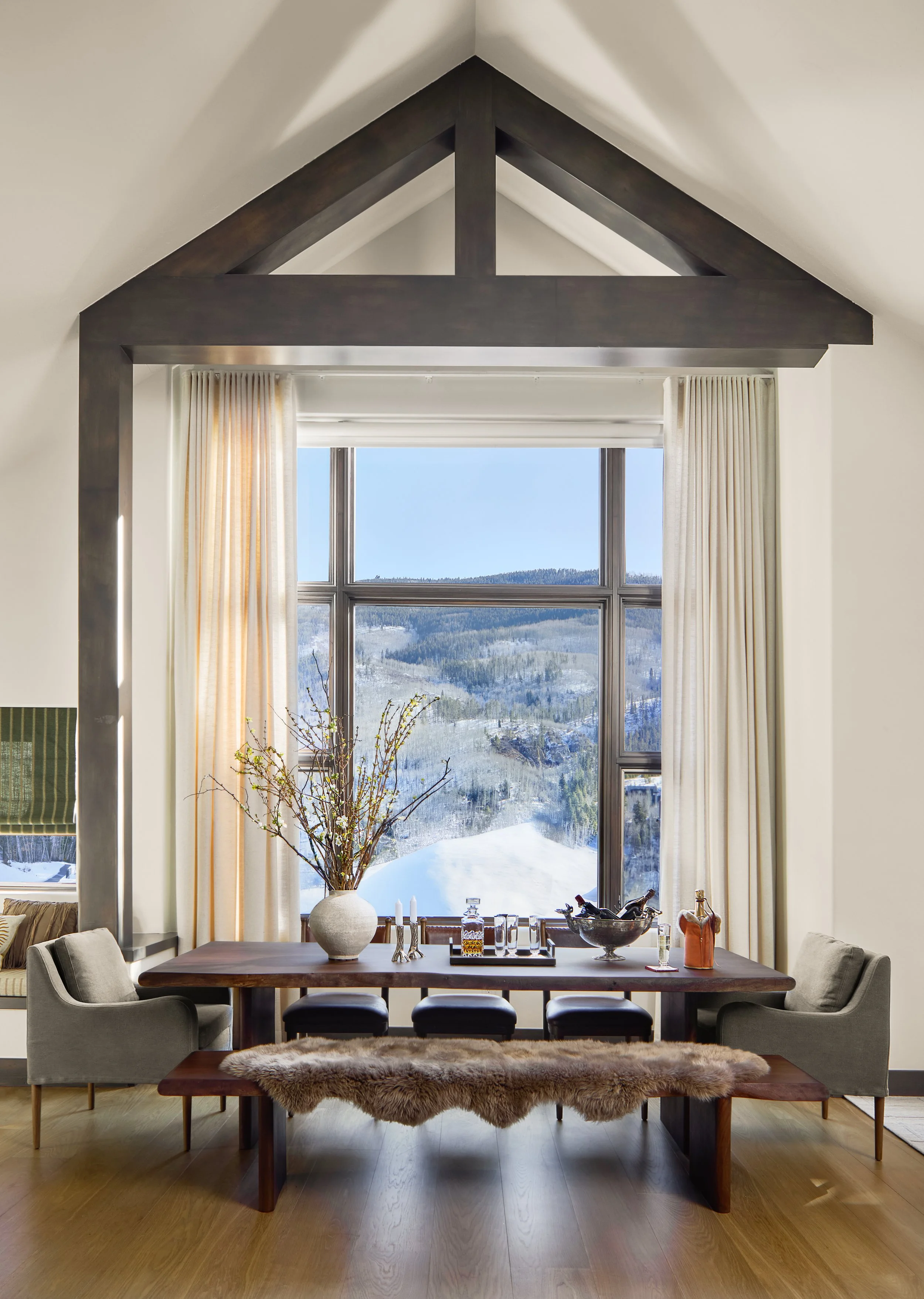 GREAT ROOM WITH WINDOW CROP_Lightroom.jpg