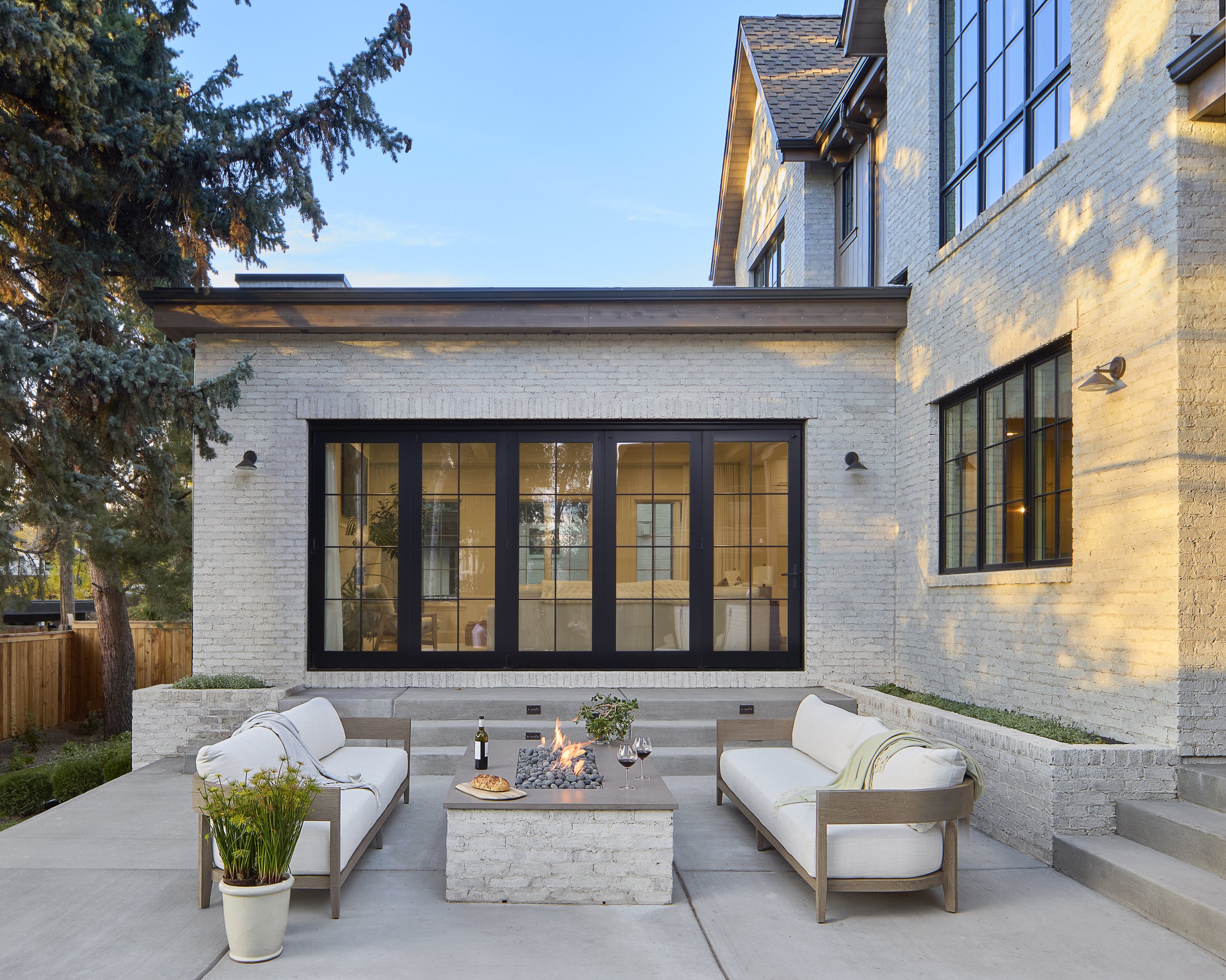 SBP_0664 copyClosed.jpg