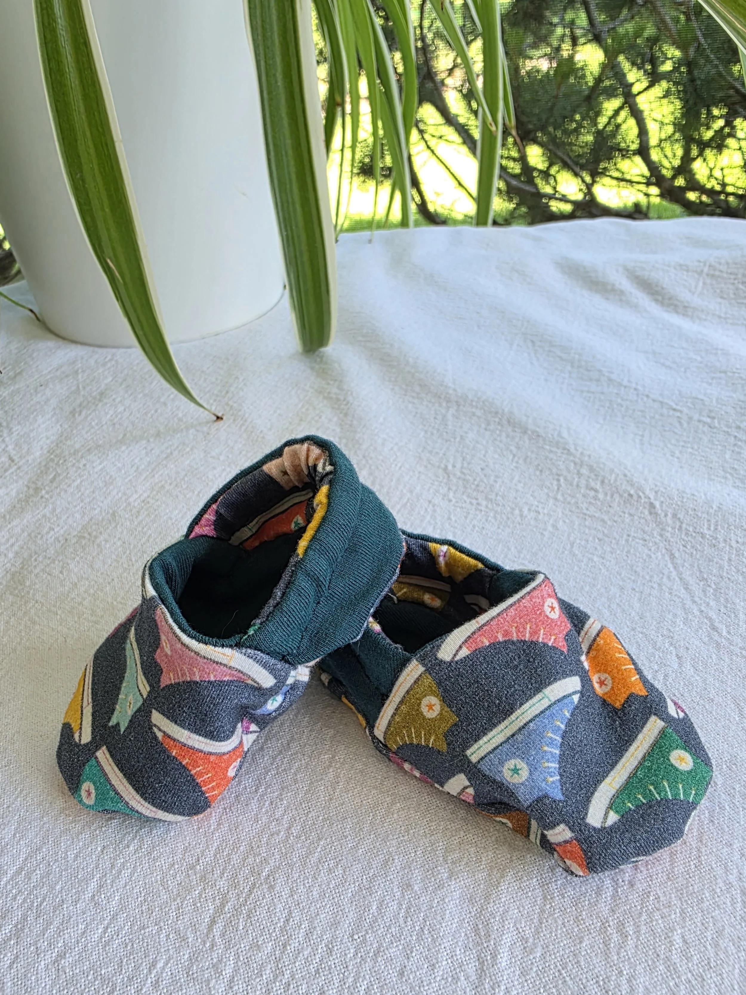 Reversible Booties - size 0