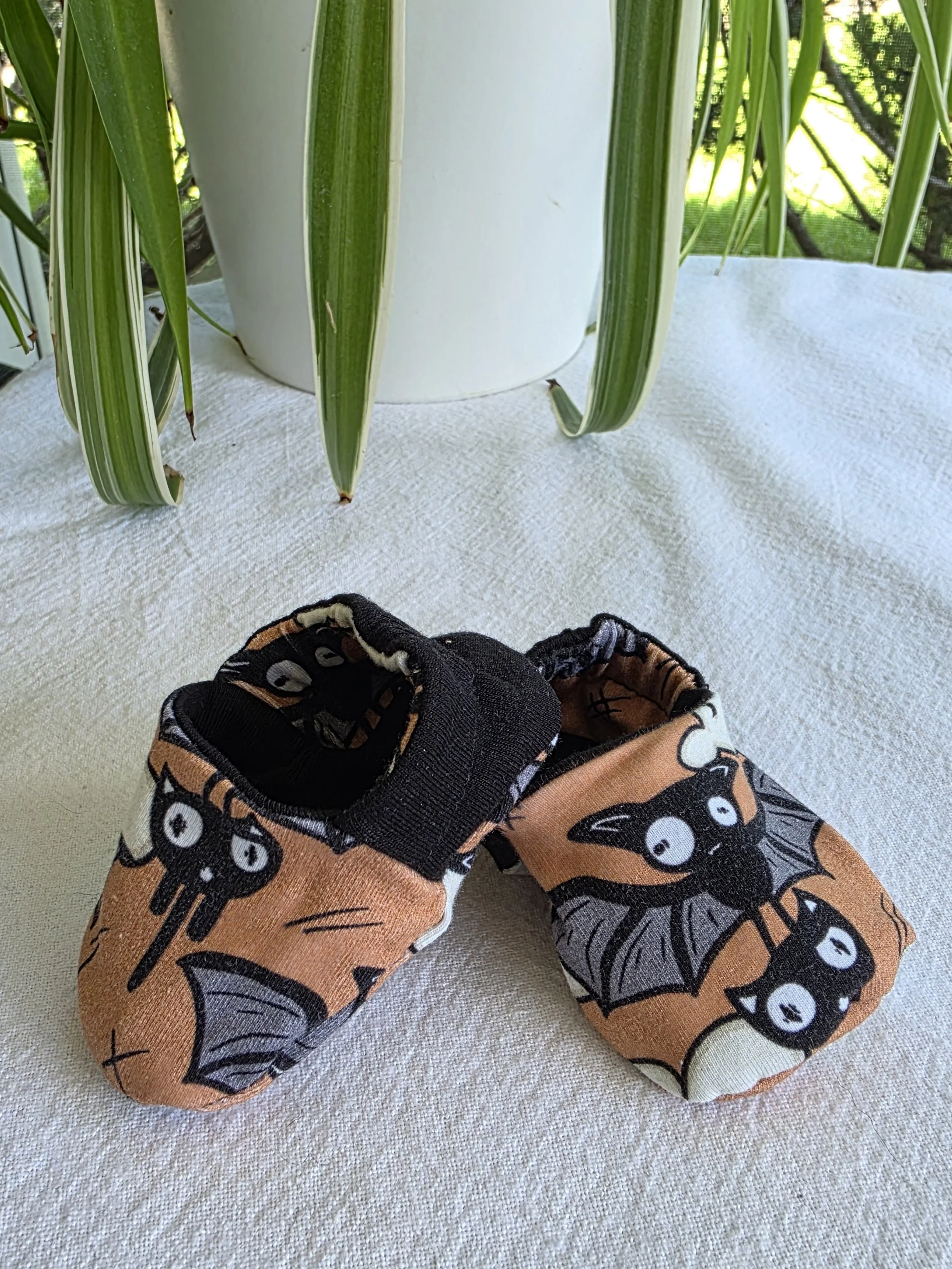 Reversible Booties - size 0