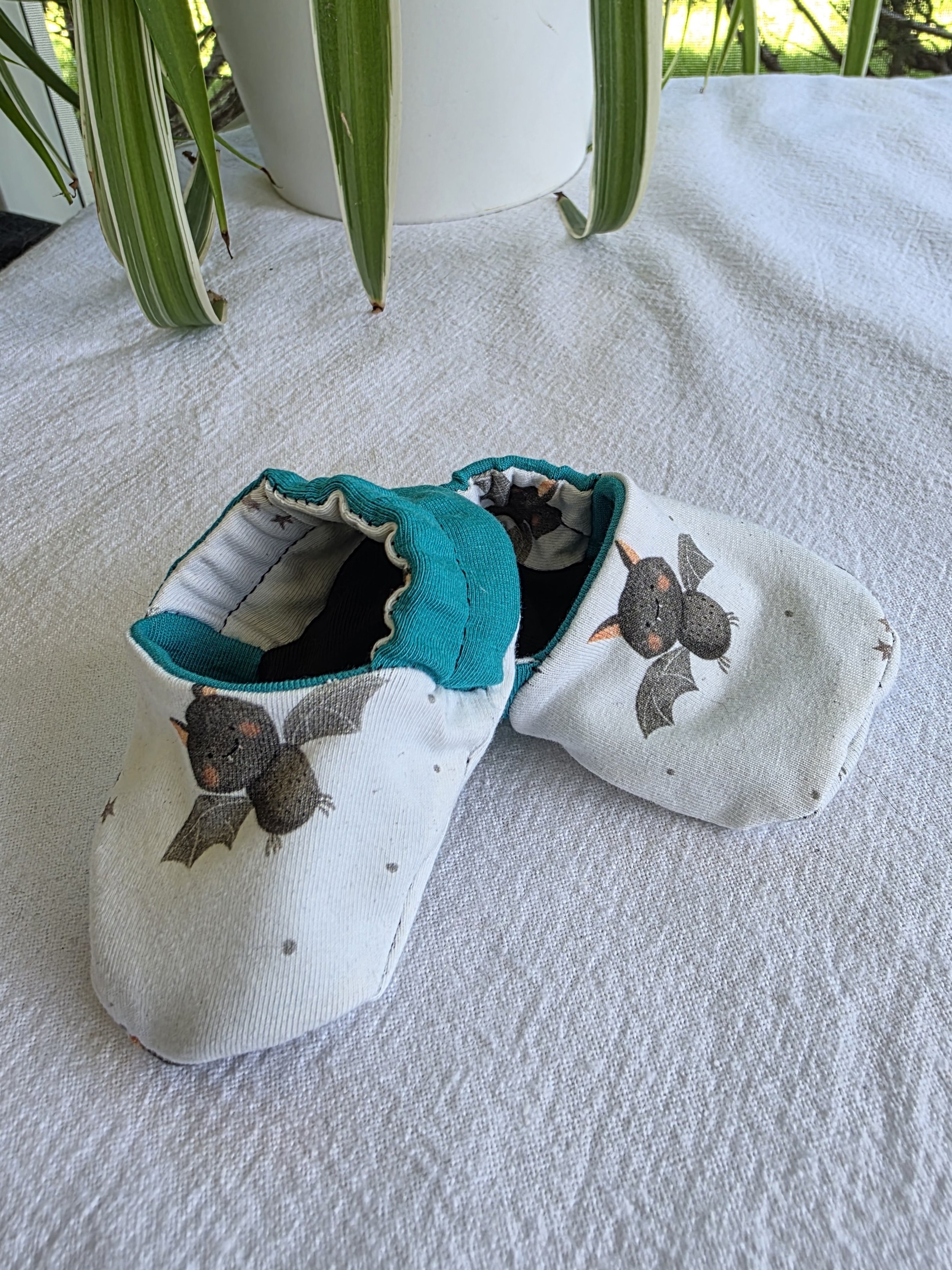 Reversible Booties - size 0