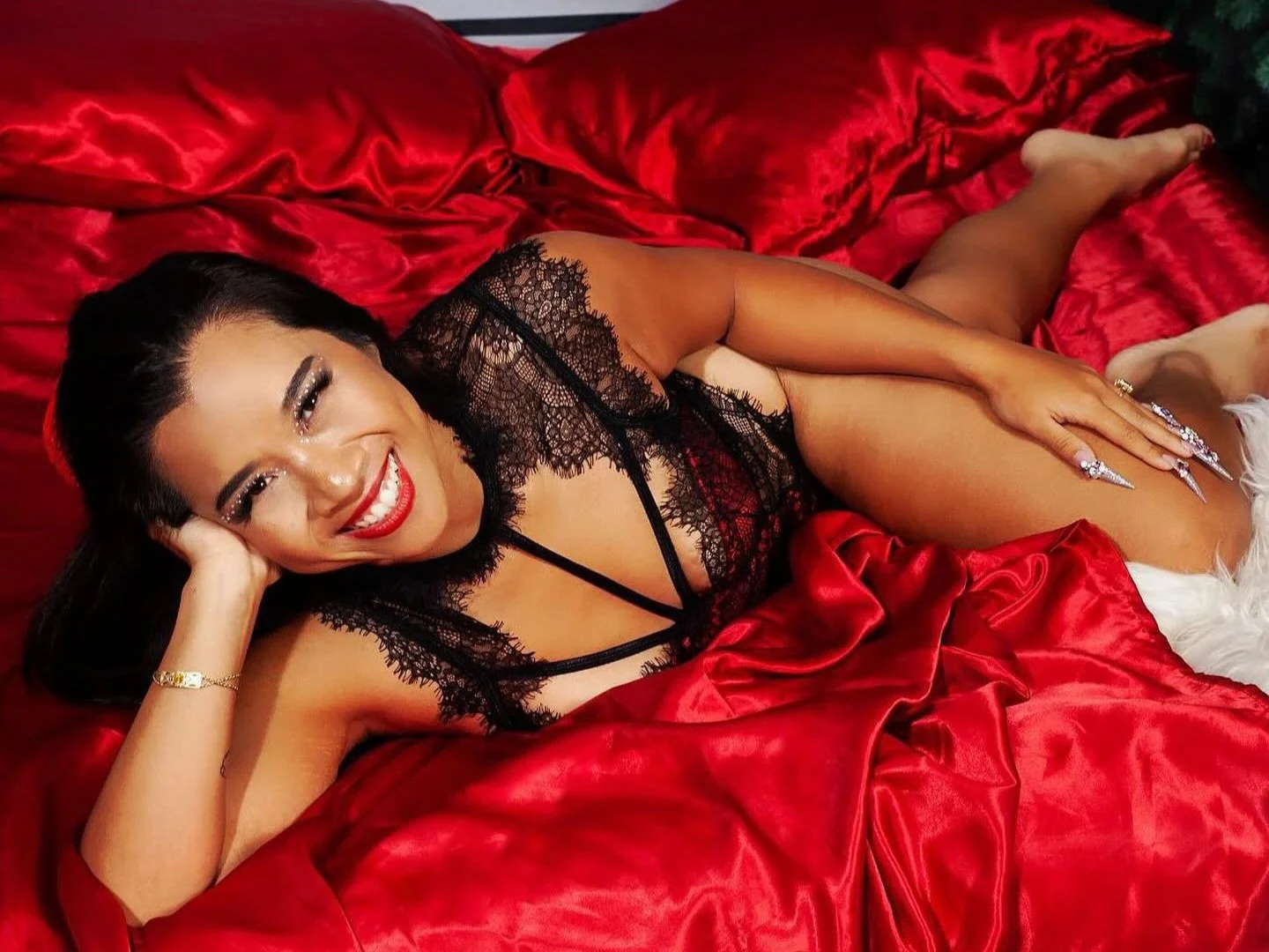 holiday boudoir makeup