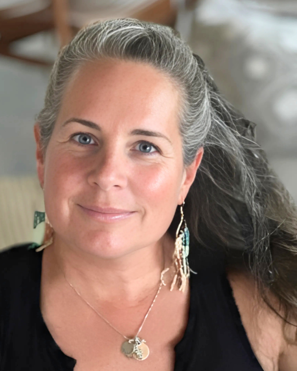 Dr. Stephanie Sainsbury, Reiki Practitioner at Bright Aura Therapy & Wellness.