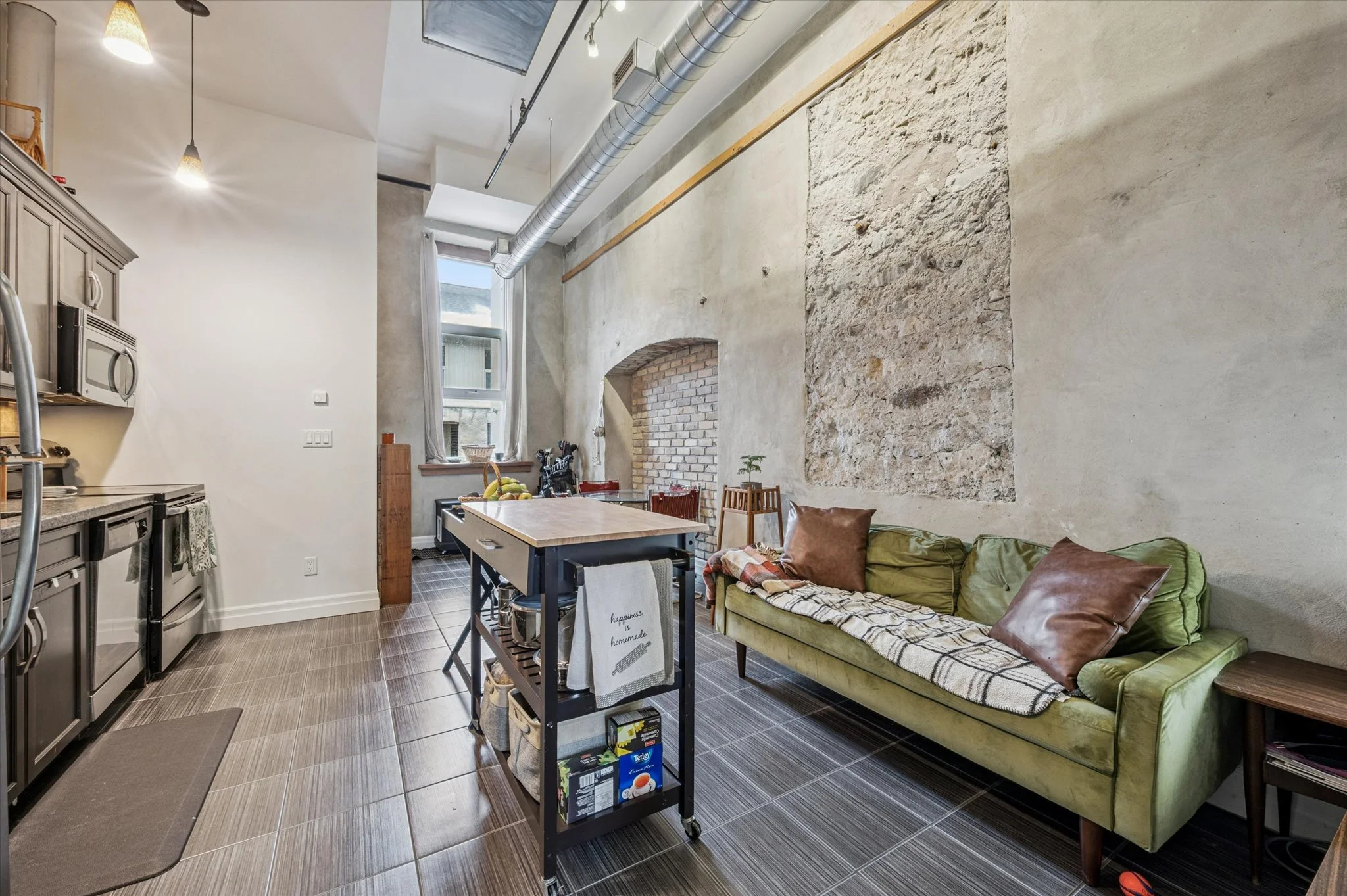 08-Concession St Unit 108 008.jpg