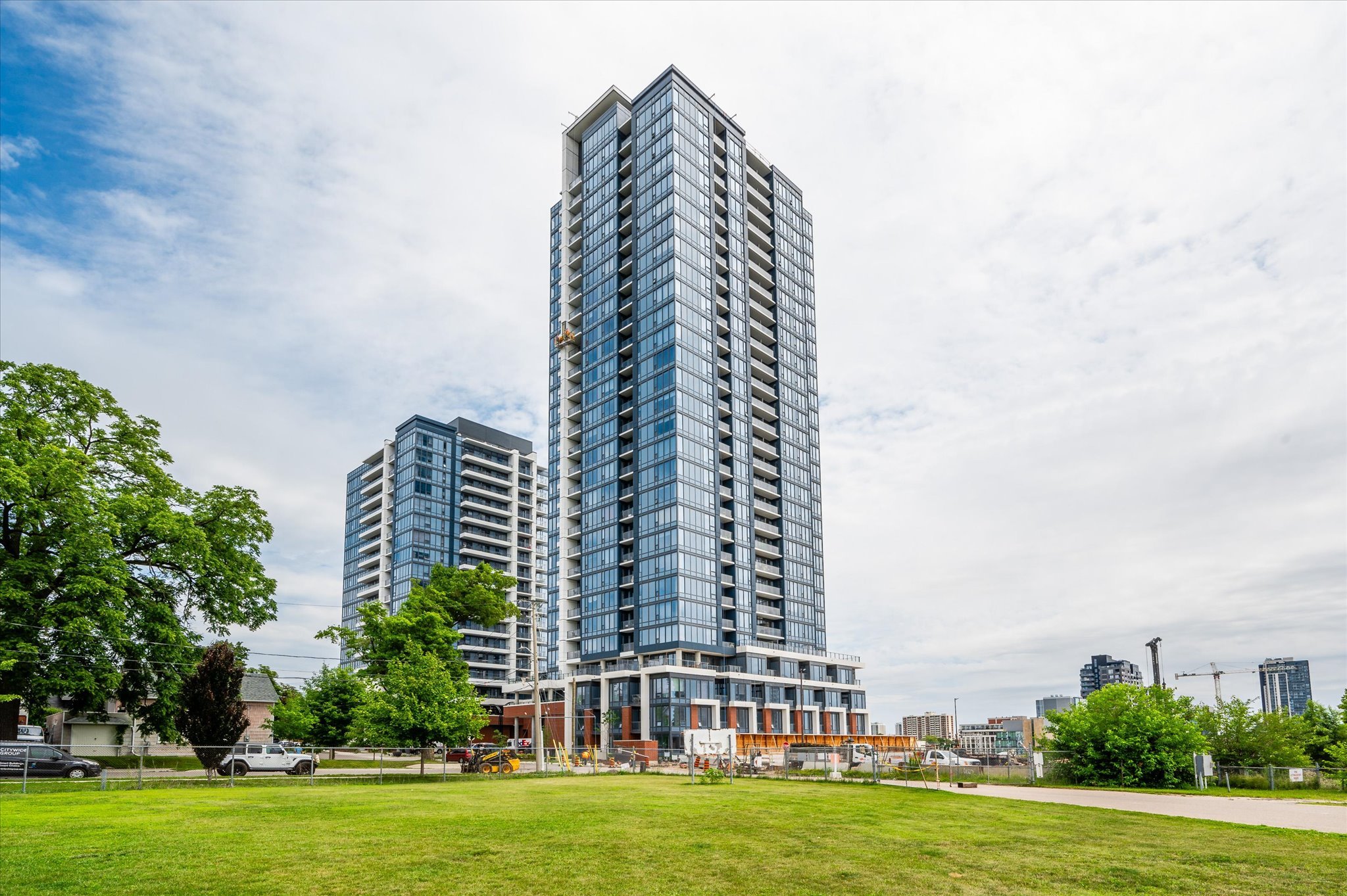 001-15 Wellington St Kitchener-11.jpg